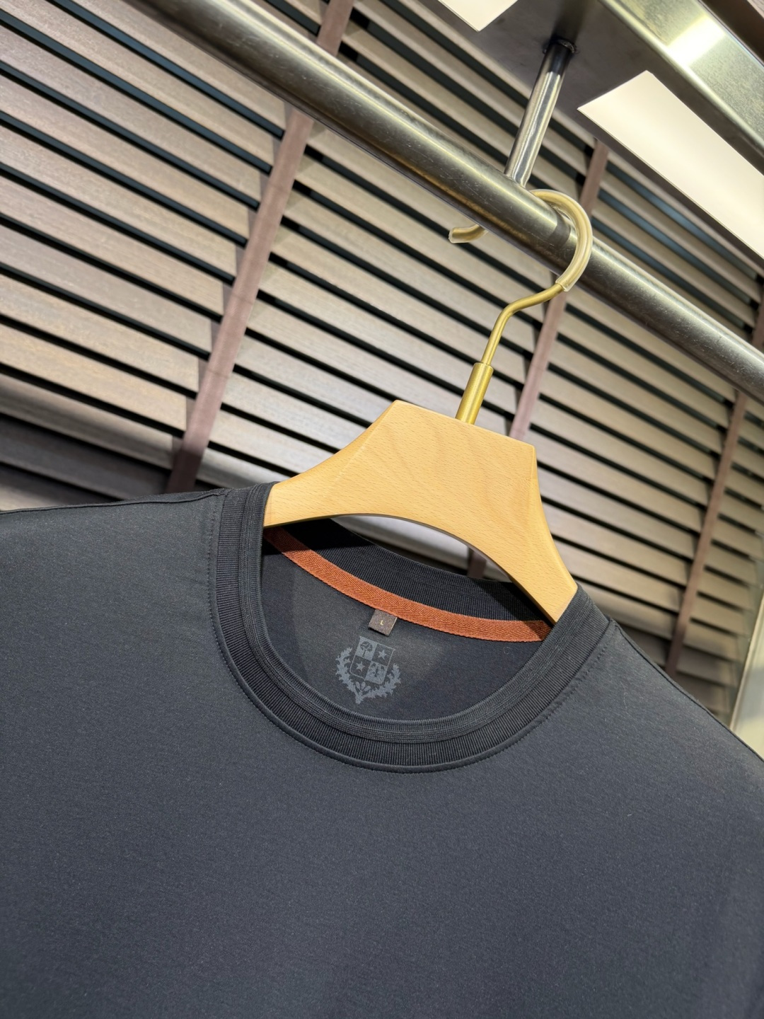 loro Pian&loro Piana&诺悠翩雅2026ss新款圆领T。外穿打底皆可。采用定制45%P