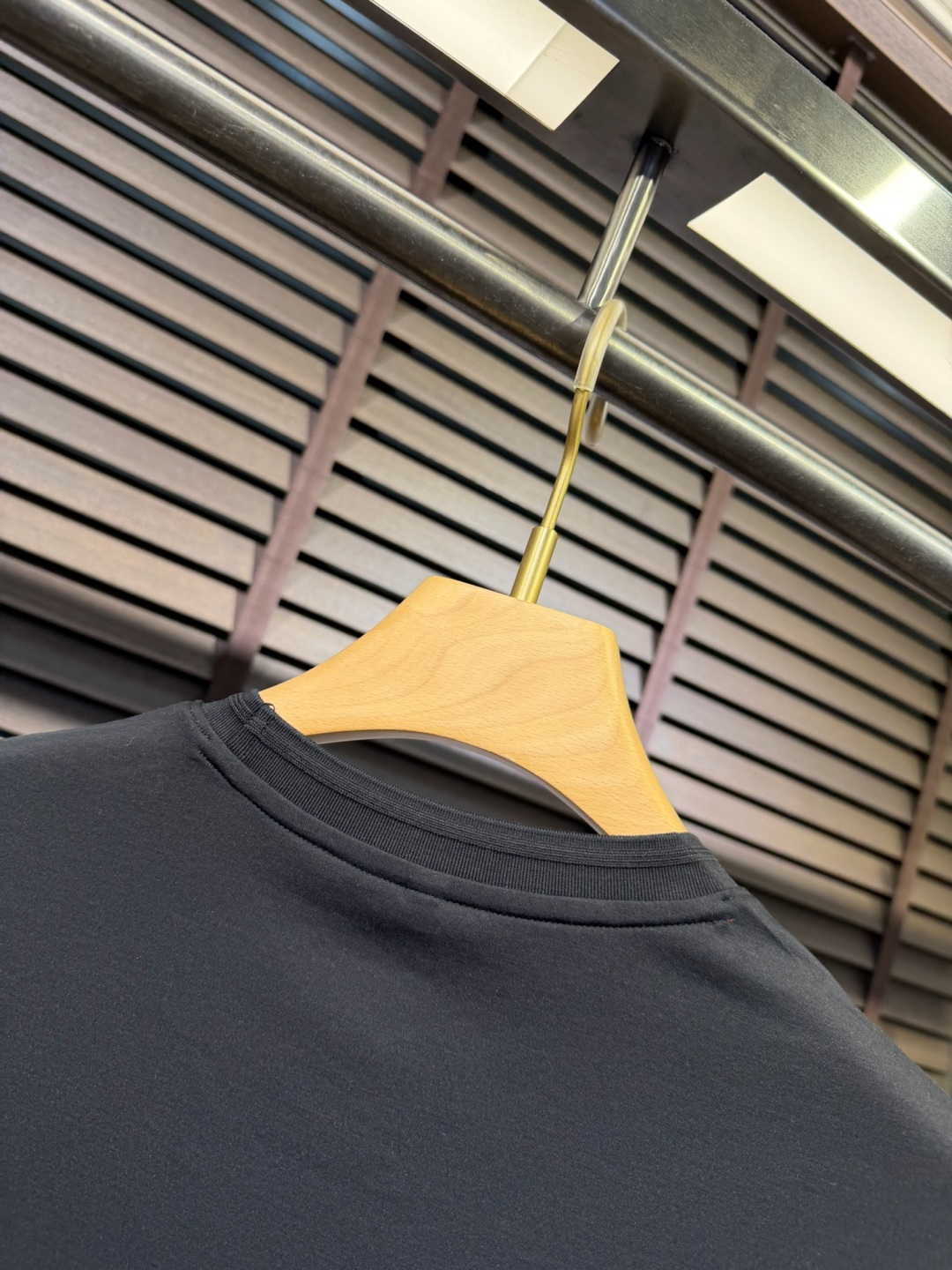 loro Pian&loro Piana&诺悠翩雅2026ss新款圆领T。外穿打底皆可。采用定制45%P
