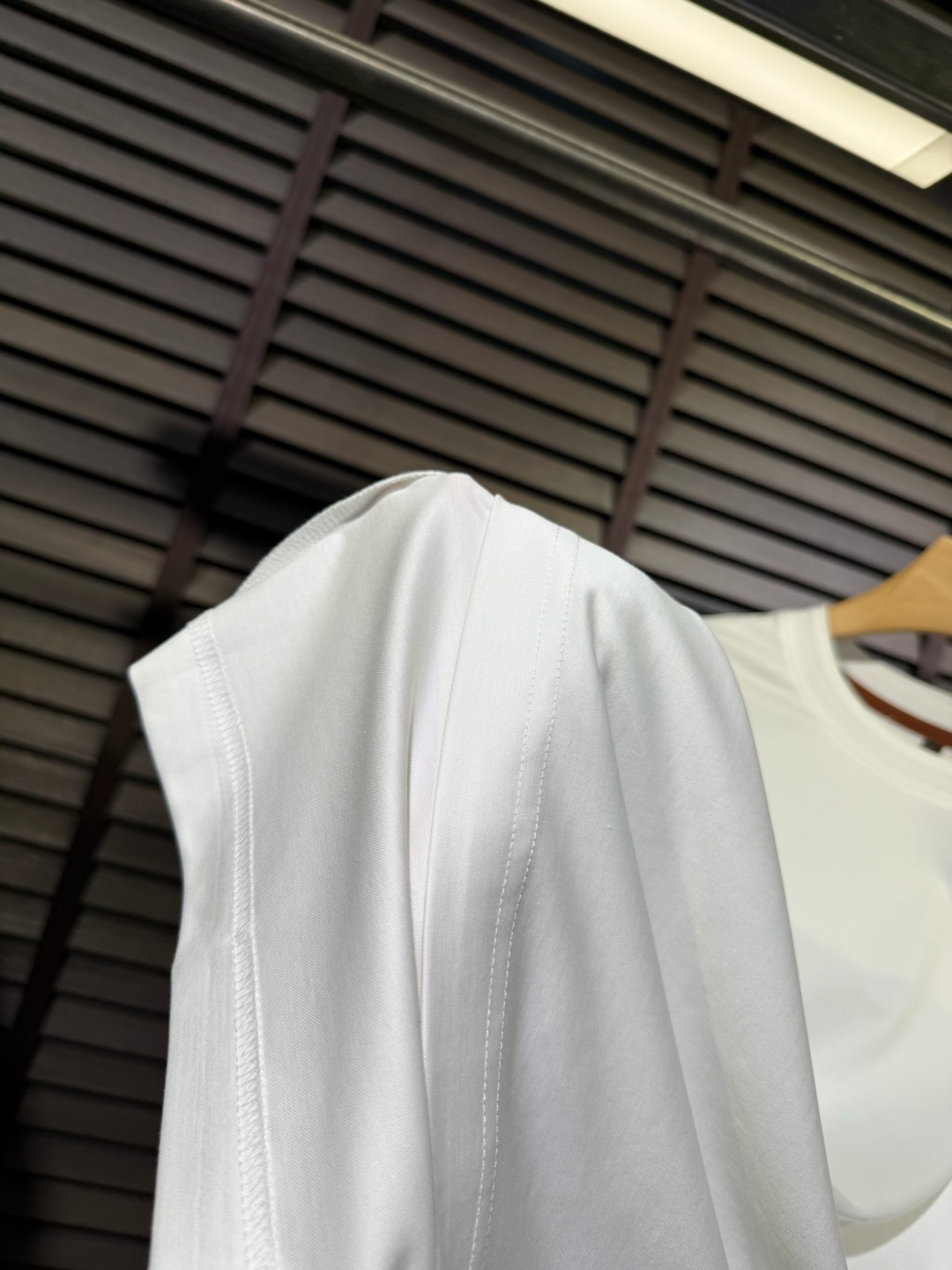 loro Pian&loro Piana&诺悠翩雅2026ss新款圆领T。外穿打底皆可。采用定制45%P
