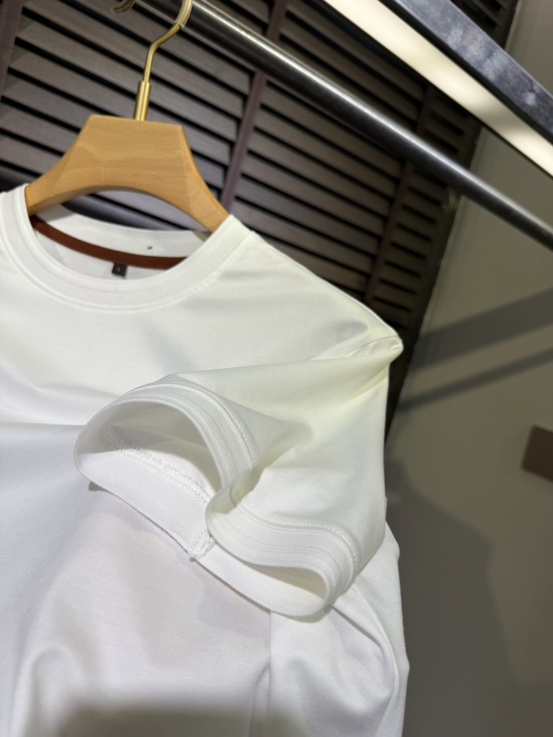 loro Pian&loro Piana&诺悠翩雅2026ss新款圆领T。外穿打底皆可。采用定制45%P