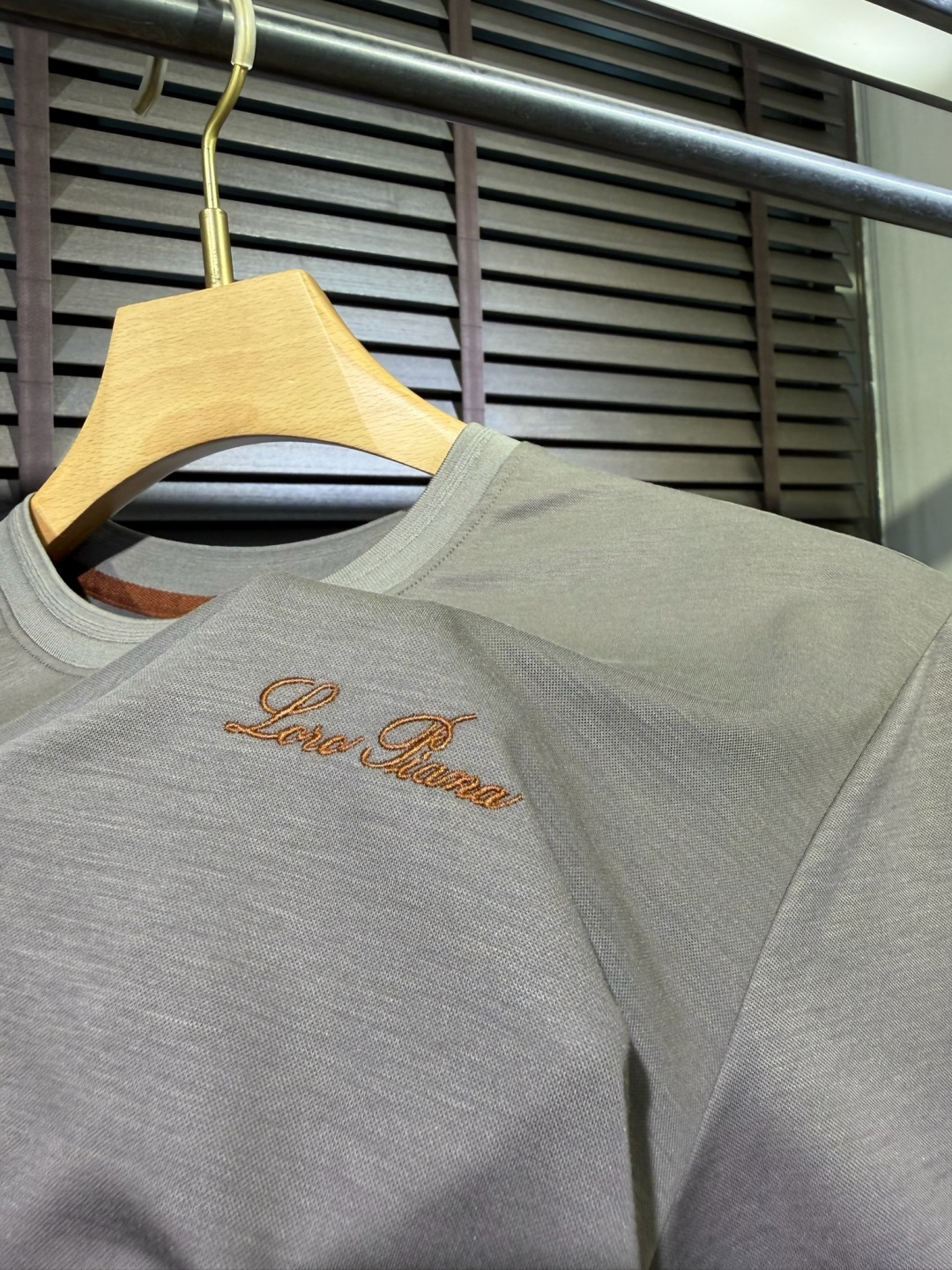 loro Pian&loro Piana&诺悠翩雅2026ss新款圆领T。外穿打底皆可。采用定制45%P