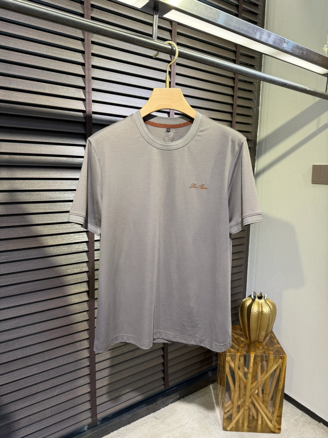 loro Pian&loro Piana&诺悠翩雅2026ss新款圆领T。外穿打底皆可。采用定制45%P