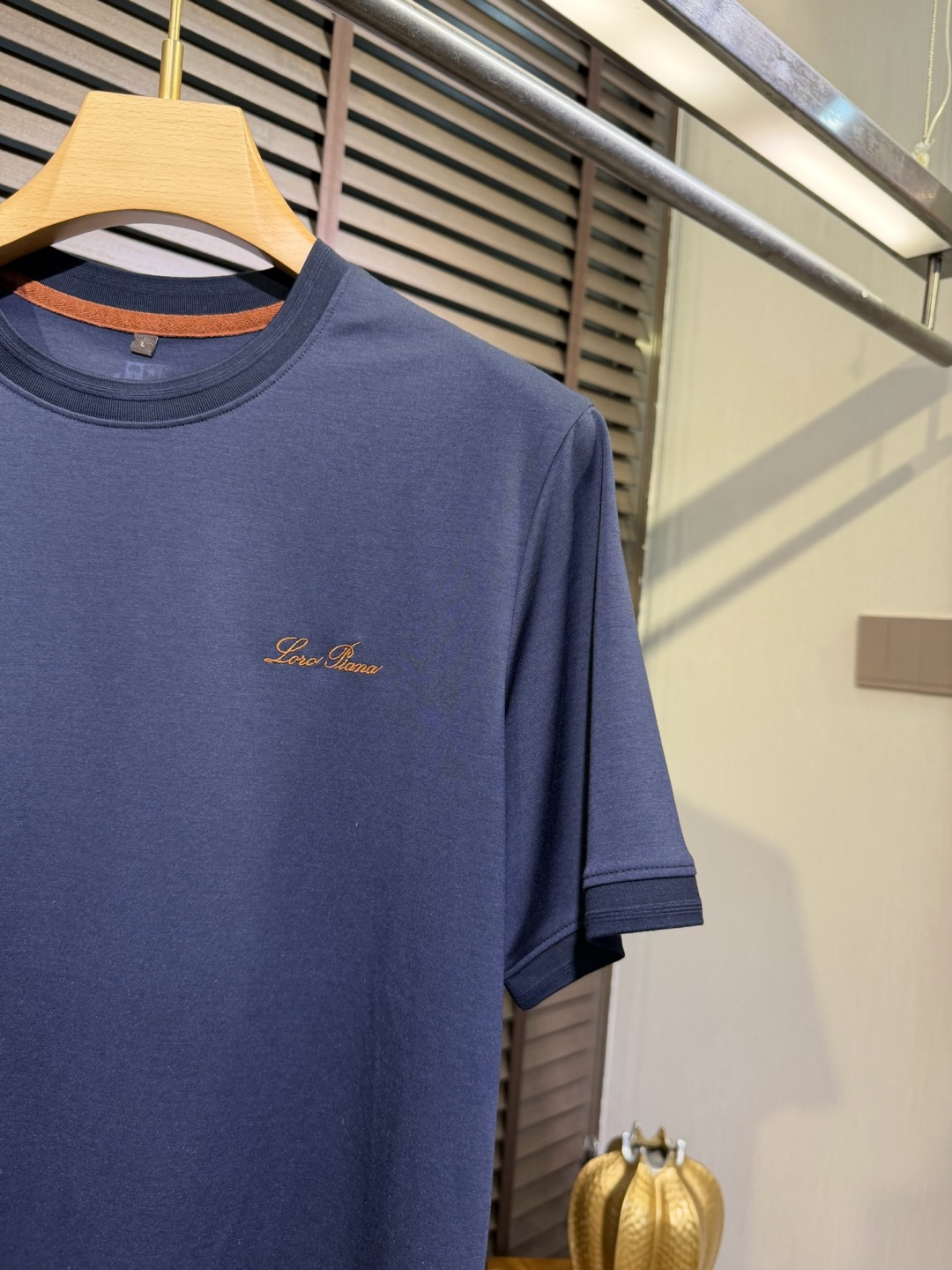 loro Pian&loro Piana&诺悠翩雅2026ss新款圆领T。外穿打底皆可。采用定制45%P