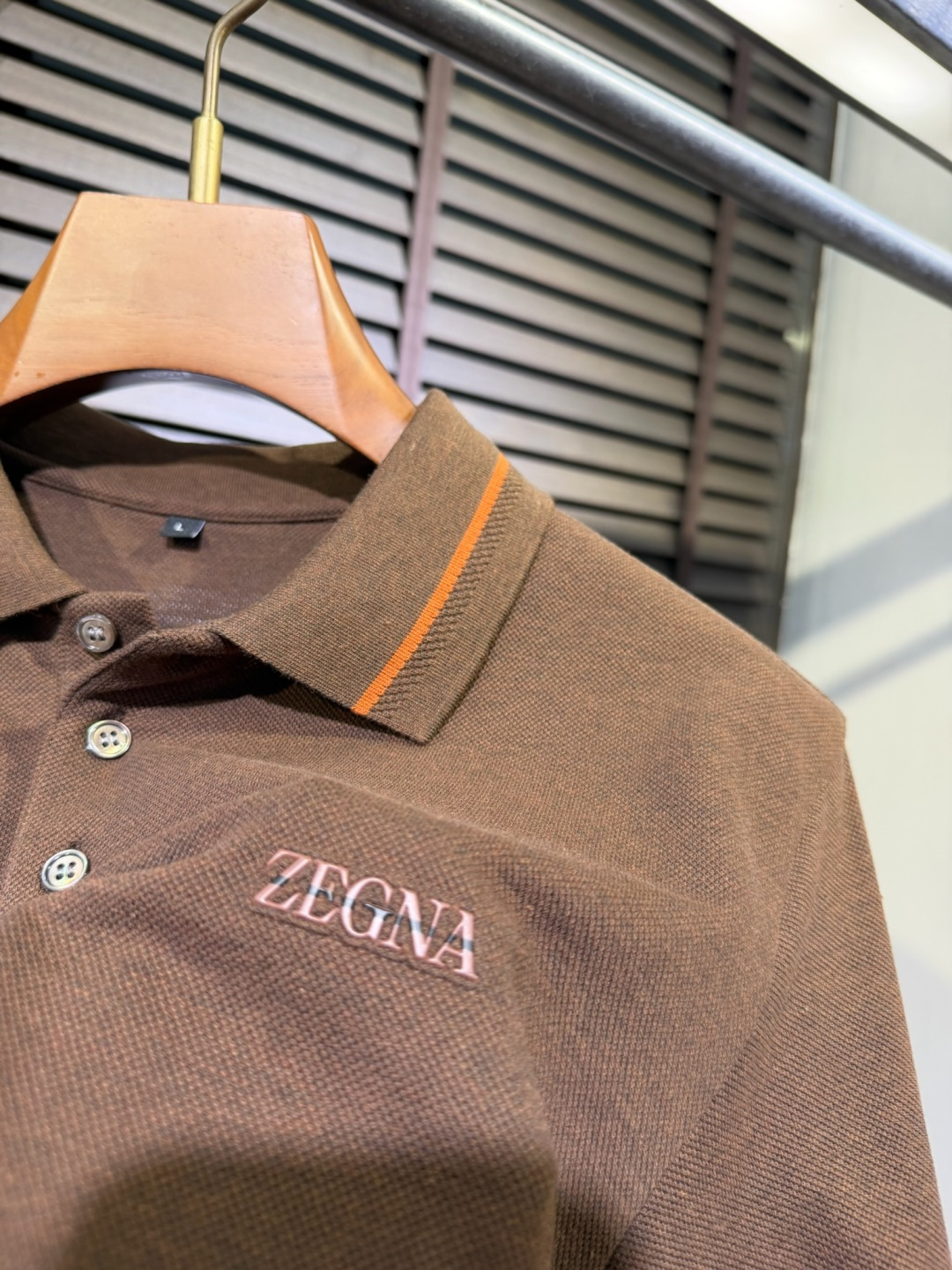 zEGN&杰尼🦷2026SS新款Polo衫。采用定制精苏棉➕氨纶混纺网眼珠地面料，抗皱吸汗速干，软糯亲肤