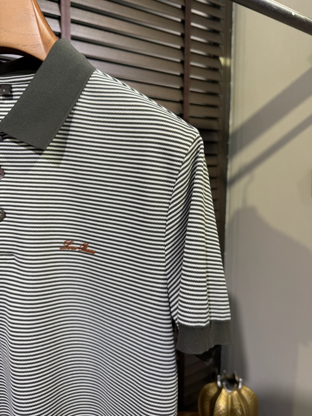 loro Pian&loro Piana&诺悠翩雅2026SS新款翻领Polo衫。采用定制精苏棉➕环保聚