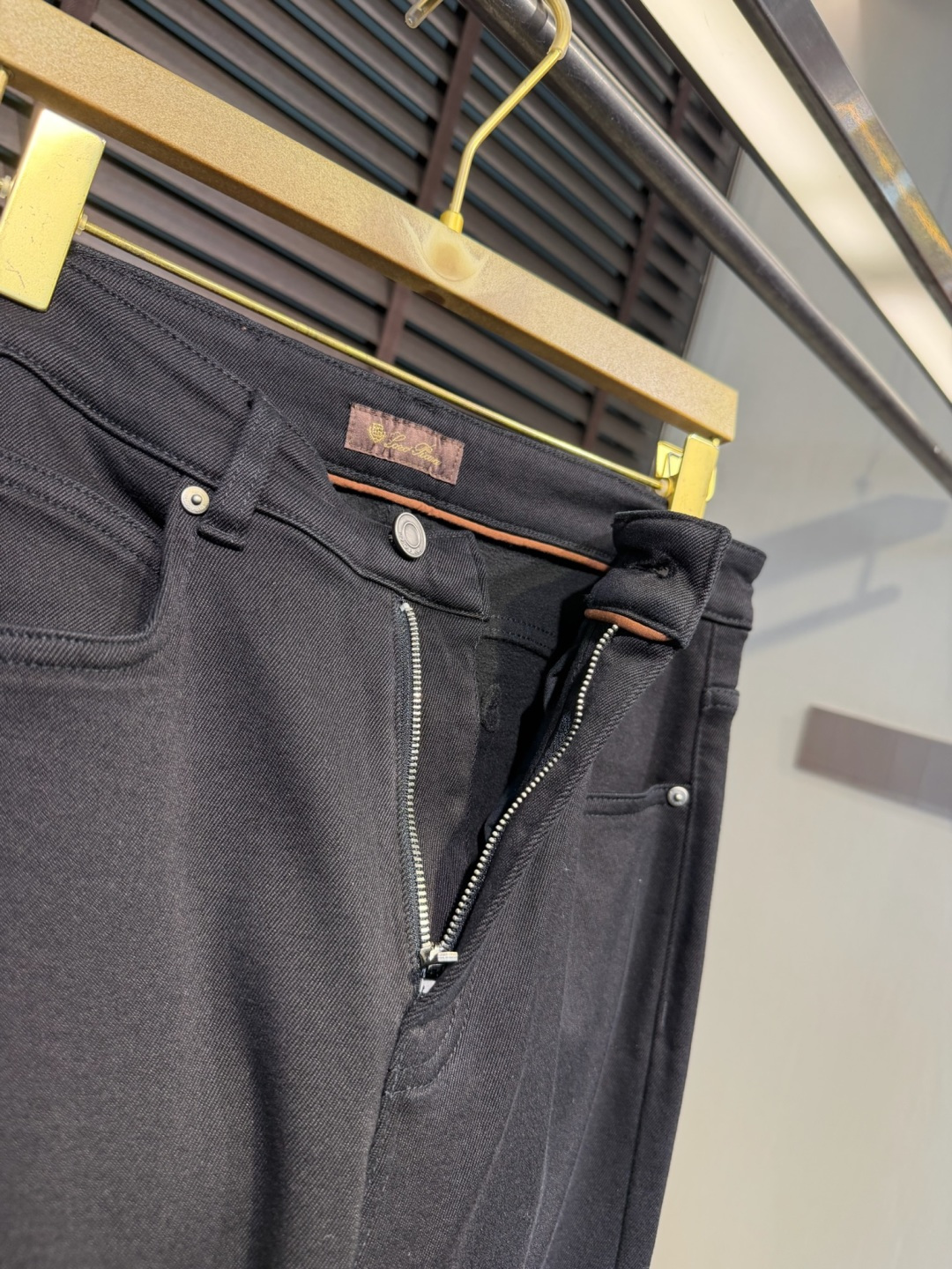 Loro Pian&诺悠翩雅FW2026 Man's Jeans 【Fabric/面料】进口牛仔面料➕内里高支数内衬包边