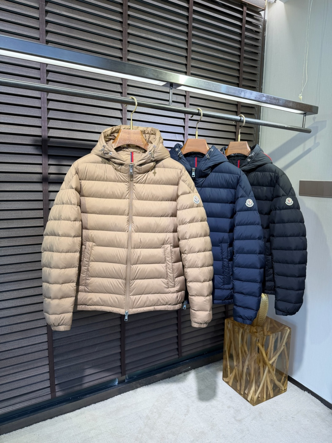 羽绒服 Monc&蒙👄FW2026 New Down Jacket 【Fabric/面料】环保聚酯纤维➕内里填充90% 羽绒服 Monc&蒙👄FW2026 New Down Jacket 【Fabric/面料】环保聚酯纤维➕内里填充90%