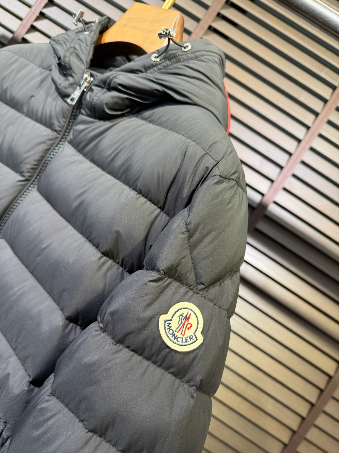 羽绒服 Monc&蒙👄FW2026 New Down Jacket 【Fabric/面料】环保聚酯纤维➕内里填充90% 羽绒服 Monc&蒙👄FW2026 New Down Jacket 【Fabric/面料】环保聚酯纤维➕内里填充90%