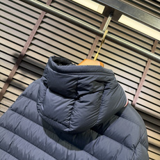 羽绒服 Monc&蒙👄FW2026 New Down Jacket 【Fabric/面料】环保聚酯纤维➕内里填充90% 羽绒服 Monc&蒙👄FW2026 New Down Jacket 【Fabric/面料】环保聚酯纤维➕内里填充90%