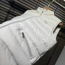 羽绒服 Monc&蒙👄FW2026 New Down Vest 【Fabric/面料】环保聚酯纤维➕内里填充90%白鸭绒 羽绒服 Monc&蒙👄FW2026 New Down Vest 【Fabric/面料】环保聚酯纤维➕内里填充90%白鸭绒