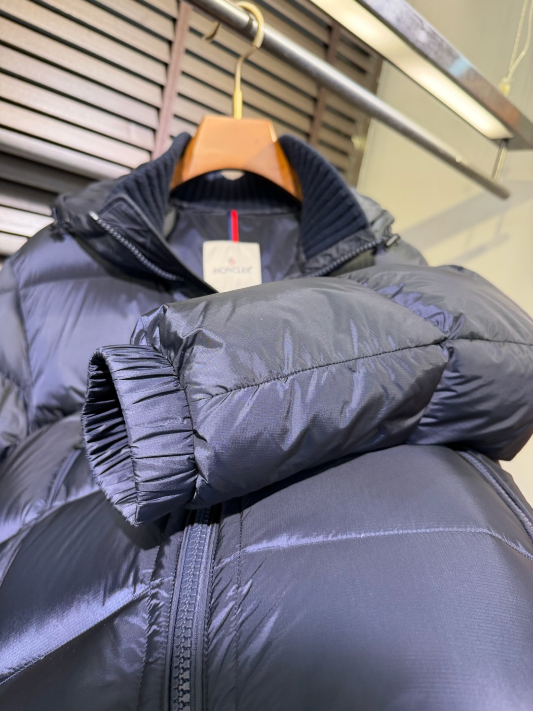 羽绒服 Monc&蒙👄FW2026 New Down Jacket 【Fabric/面料】环保聚酯纤维➕内里填充90%白 羽绒服 Monc&蒙👄FW2026 New Down Jacket 【Fabric/面料】环保聚酯纤维➕内里填充90%白