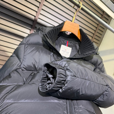 羽绒服 Monc&蒙👄FW2026 New Down Jacket 【Fabric/面料】环保聚酯纤维➕内里填充90%白 羽绒服 Monc&蒙👄FW2026 New Down Jacket 【Fabric/面料】环保聚酯纤维➕内里填充90%白