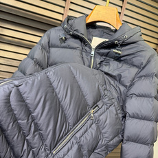 羽绒服 Monc&蒙👄FW2026 New Down Jacket 【Fabric/面料】环保聚酯纤维➕内里填充90%白 羽绒服 Monc&蒙👄FW2026 New Down Jacket 【Fabric/面料】环保聚酯纤维➕内里填充90%白