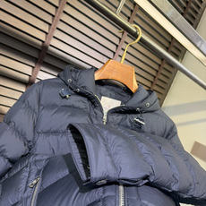 羽绒服 Monc&蒙👄FW2026 New Down Jacket 【Fabric/面料】环保聚酯纤维➕内里填充90%白 羽绒服 Monc&蒙👄FW2026 New Down Jacket 【Fabric/面料】环保聚酯纤维➕内里填充90%白