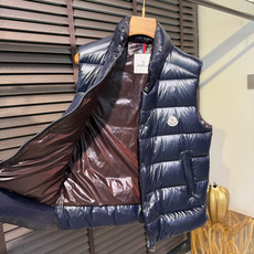 羽绒服 Monc&蒙👄FW2026 New Down Vest 【Fabric/面料】环保聚酯纤维➕内里填充90%白鸭绒 羽绒服 Monc&蒙👄FW2026 New Down Vest 【Fabric/面料】环保聚酯纤维➕内里填充90%白鸭绒