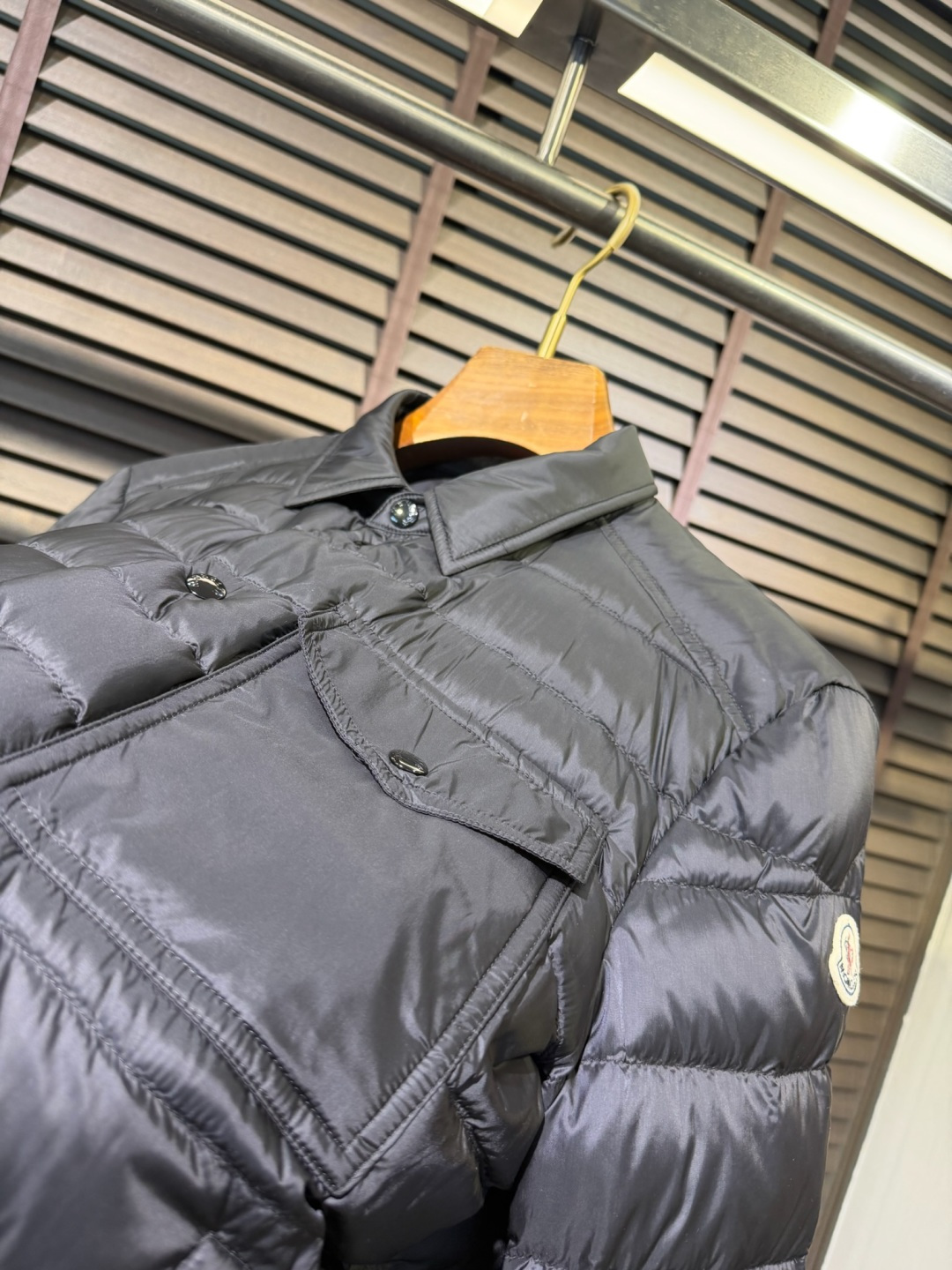 羽绒服 Monc&蒙👄FW2026 New Down Jacket 【Fabric/面料】环保聚酯纤维➕内里填充90%白 羽绒服 Monc&蒙👄FW2026 New Down Jacket 【Fabric/面料】环保聚酯纤维➕内里填充90%白