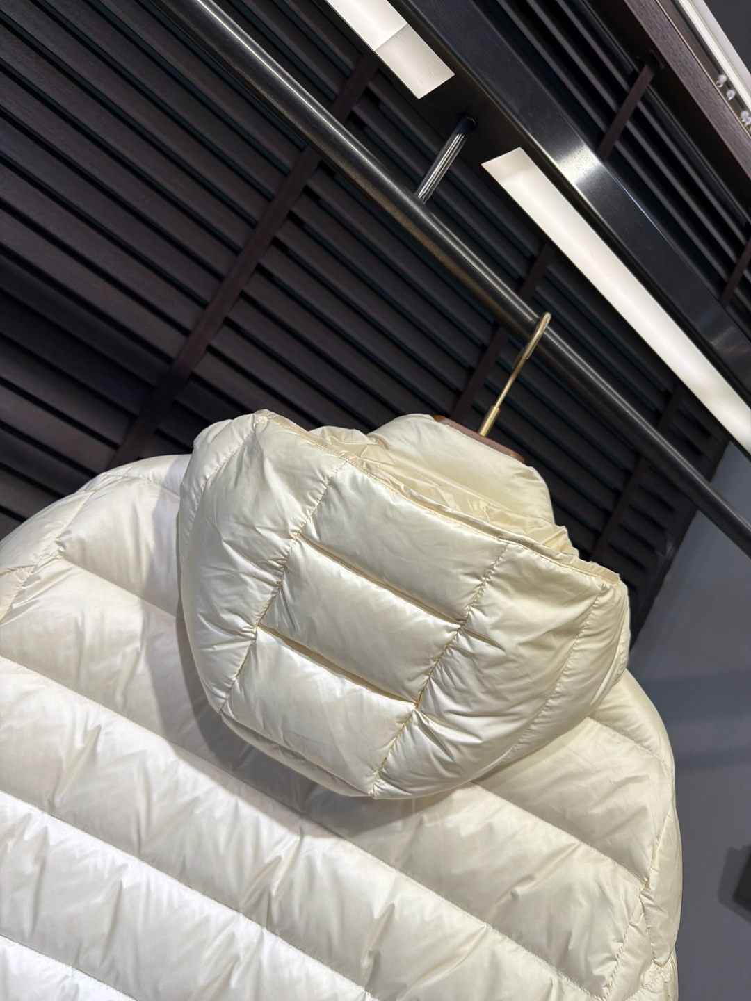 몽클레르 남성 다운 패딩 재킷 M3596 상세 이미지 9