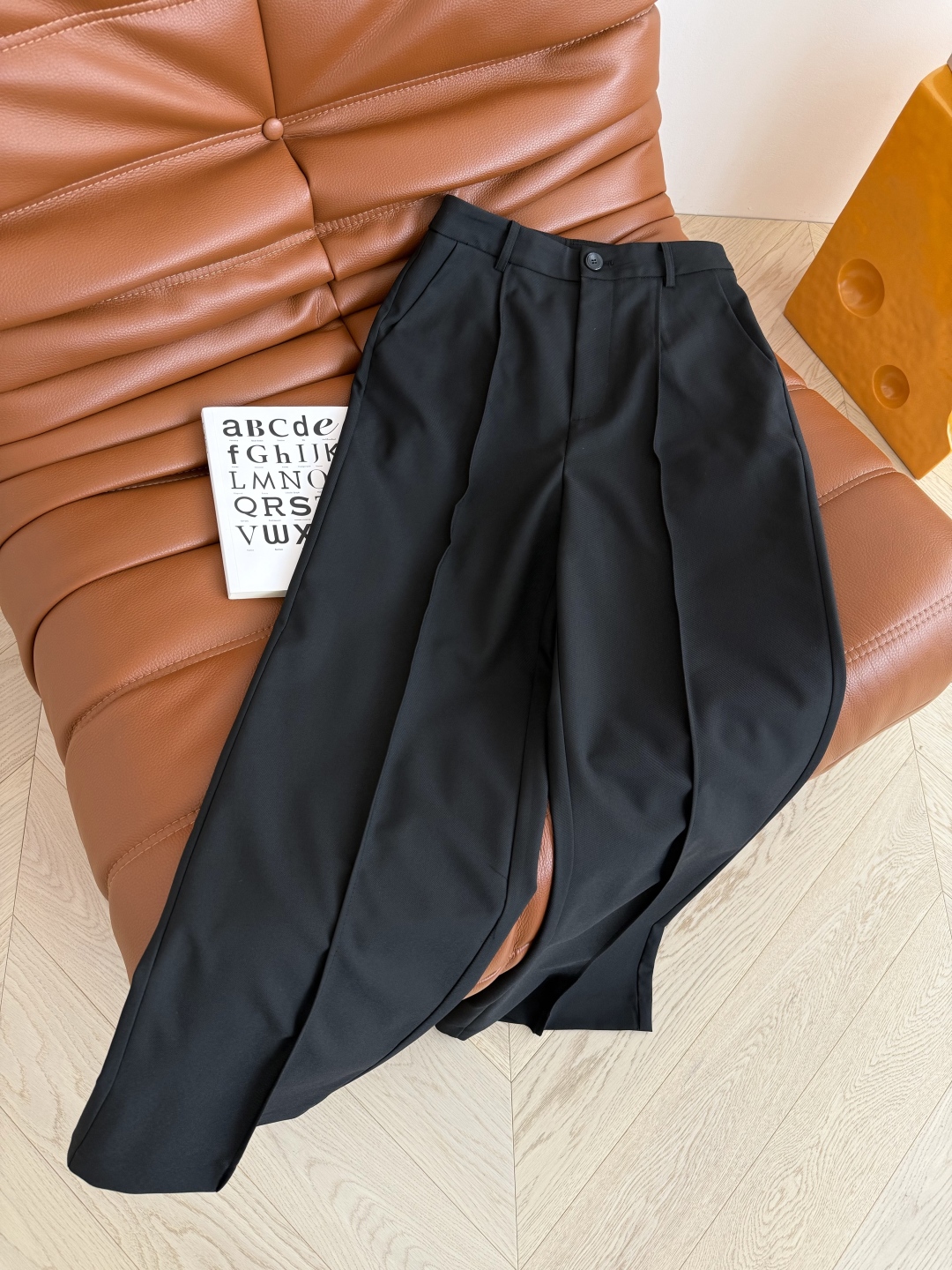 New P770 T-shirts with V-collar pins for formal and leisure wear. - 图片 7
