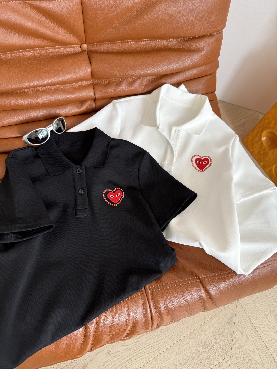 私服超爱♥️♥️桃心烫钻logo装饰Polo连衣裙 经典延续+包容性的OP 值得闭眼入 上身很哇塞的这种