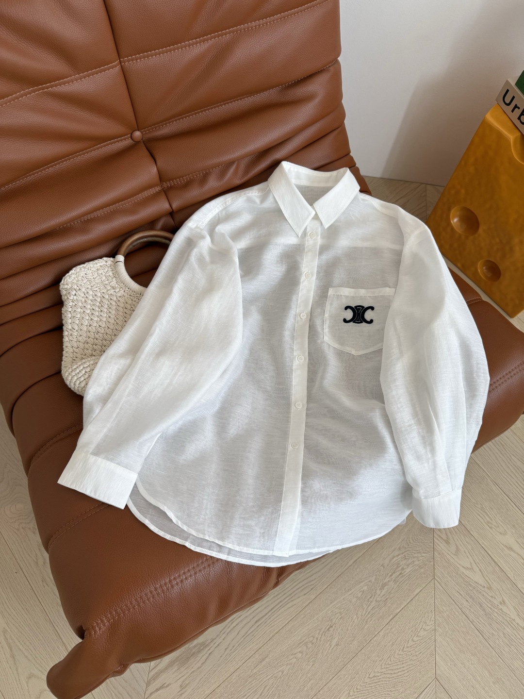 绝美防晒衫 25新品 凯旋门logo刺绣防晒衬衫 复古又高级 上身一整个惊艳住 日常凹造型和防晒功能两不