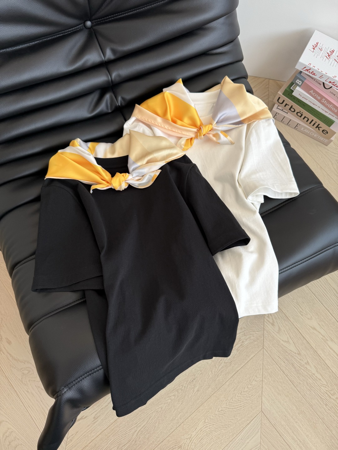 25春夏新品 丝巾系带设计T恤 将丝巾与T恤合二为一 很特别的设计感 丝巾后背与T恤是固定的 前面随意系
