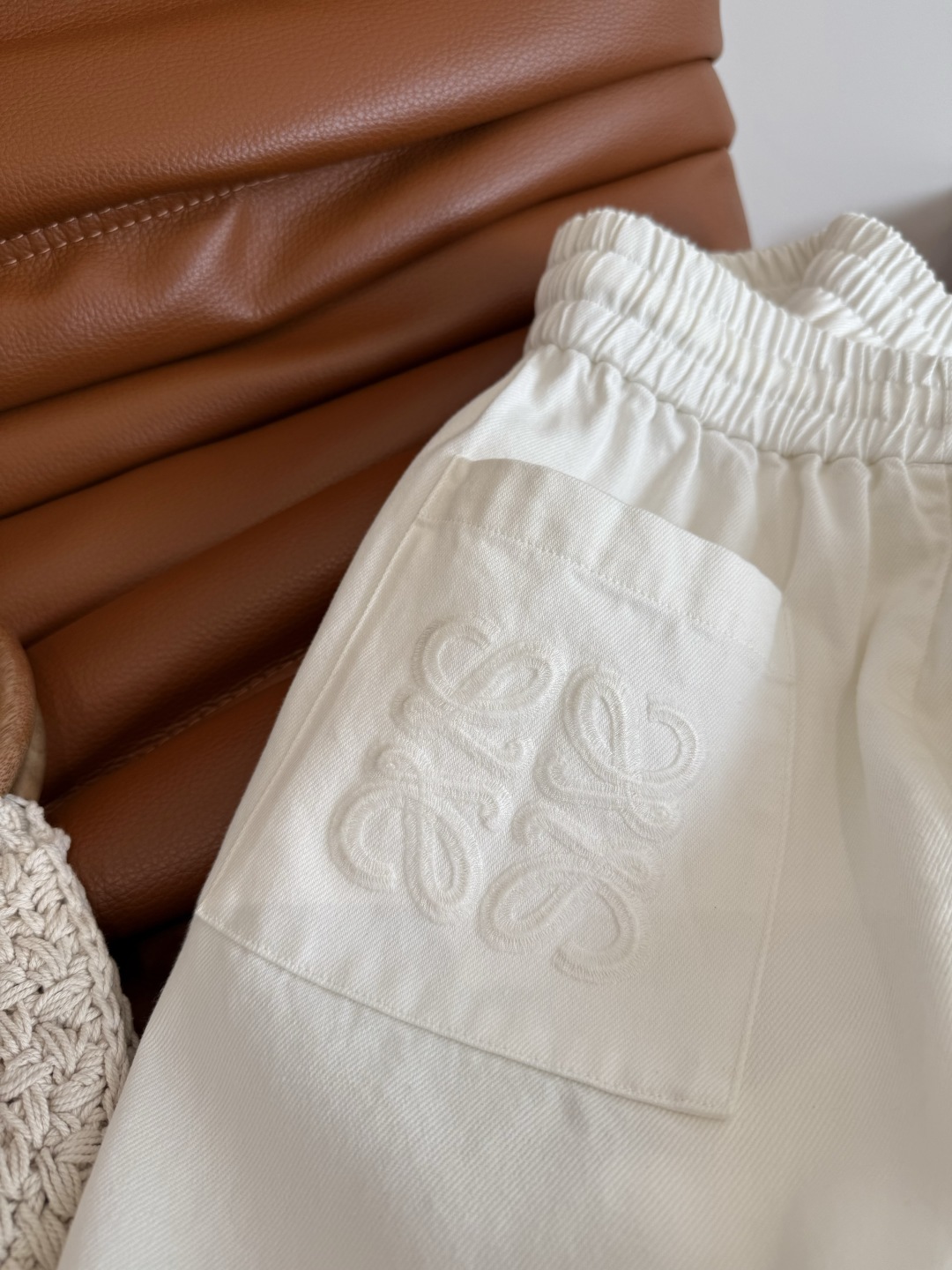 Women's Cropped Wide Leg Jeans with Embroidered Logo - Summer Style 7 cmp i1746355497578 2573 0 5