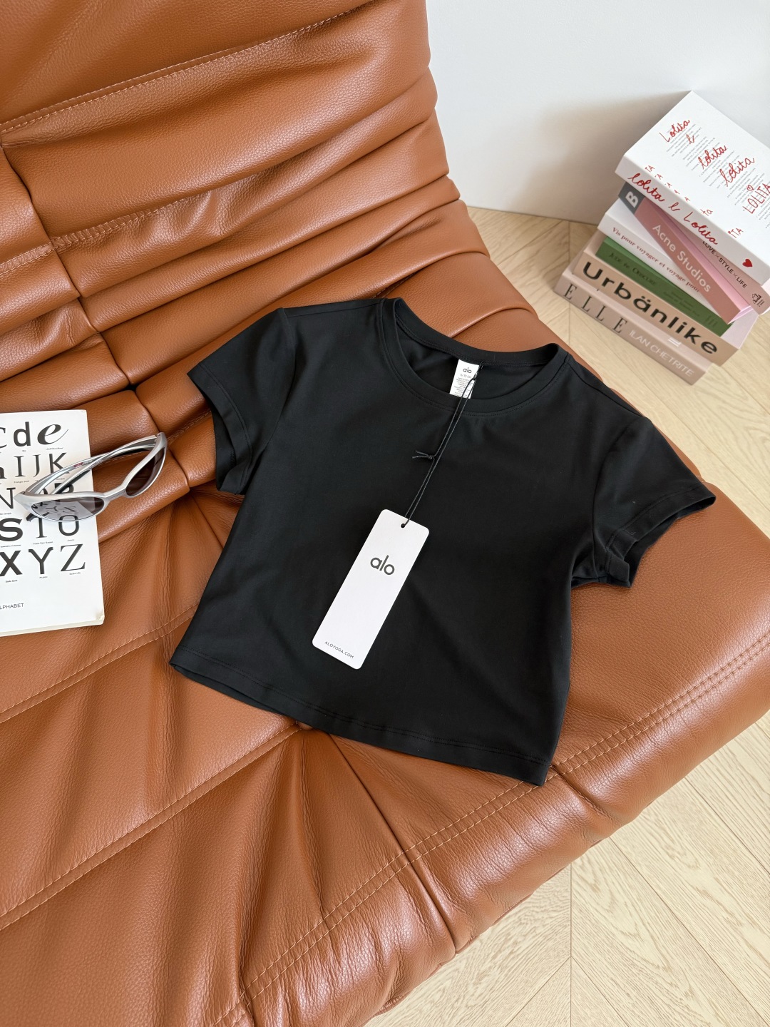 Mini Slim Fit T-Shirt: Perfect for Exercise & Everyday Wear - Three Colors Available 6 cmp i1746612677101 6034 0 4