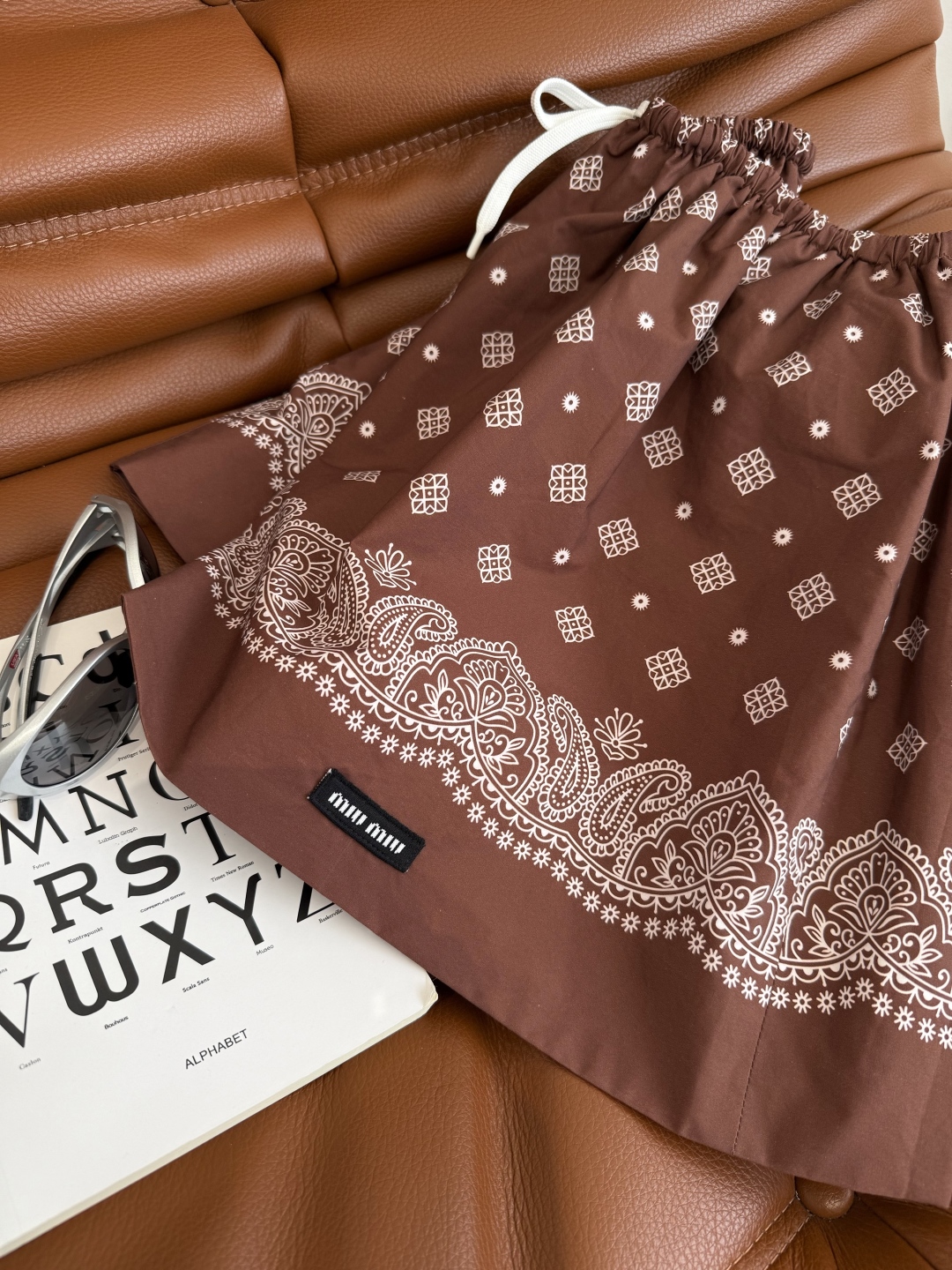 Bohemian Paisley Print Set: Vintage Vacation Style, Fashionable & Youthful 6 cmp i1746960301876 5472 0 4