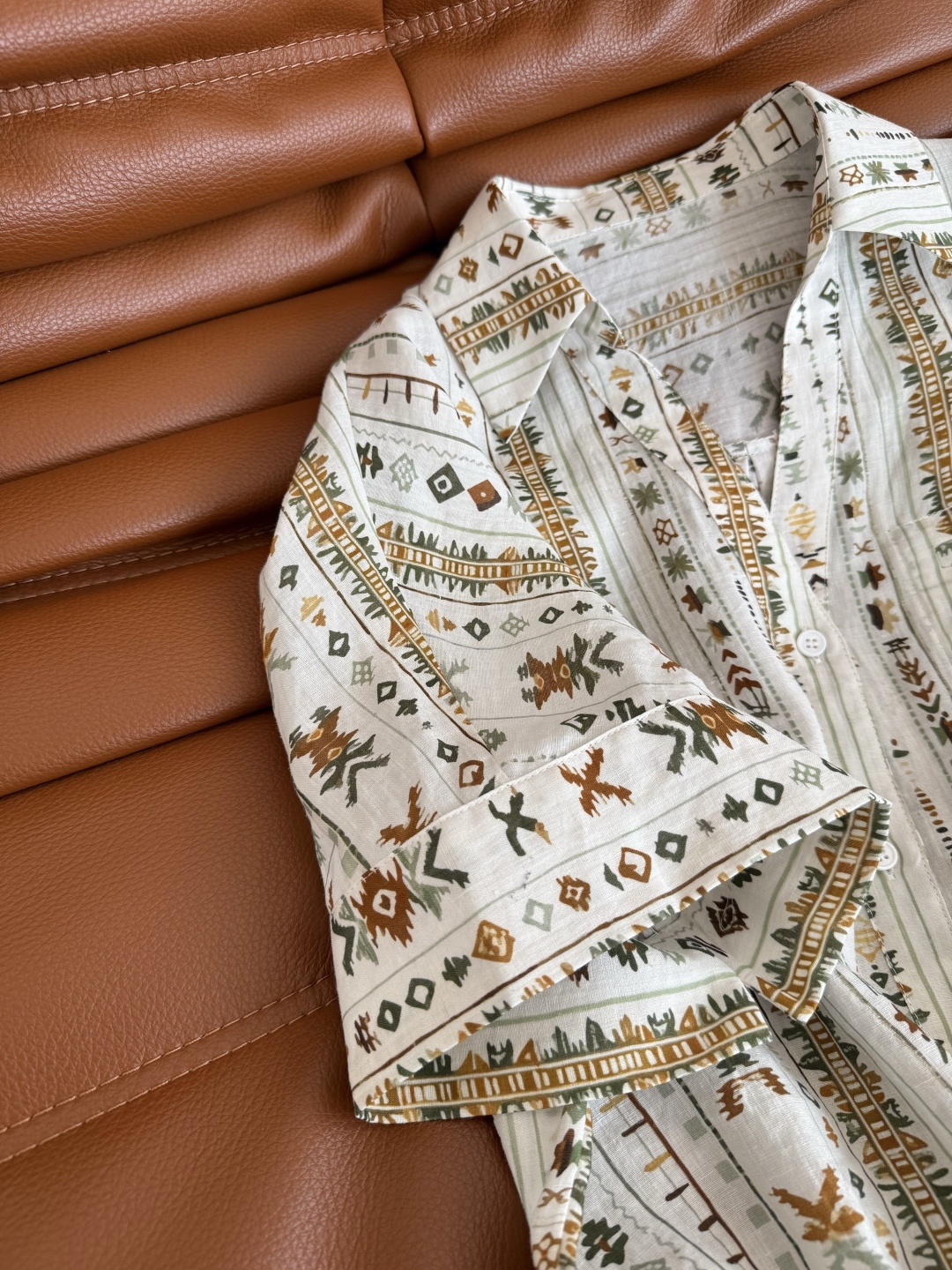 Bohemian Holiday Shirts: Stylish, Versatile, and Submersible Fashion Statement - 图片 6