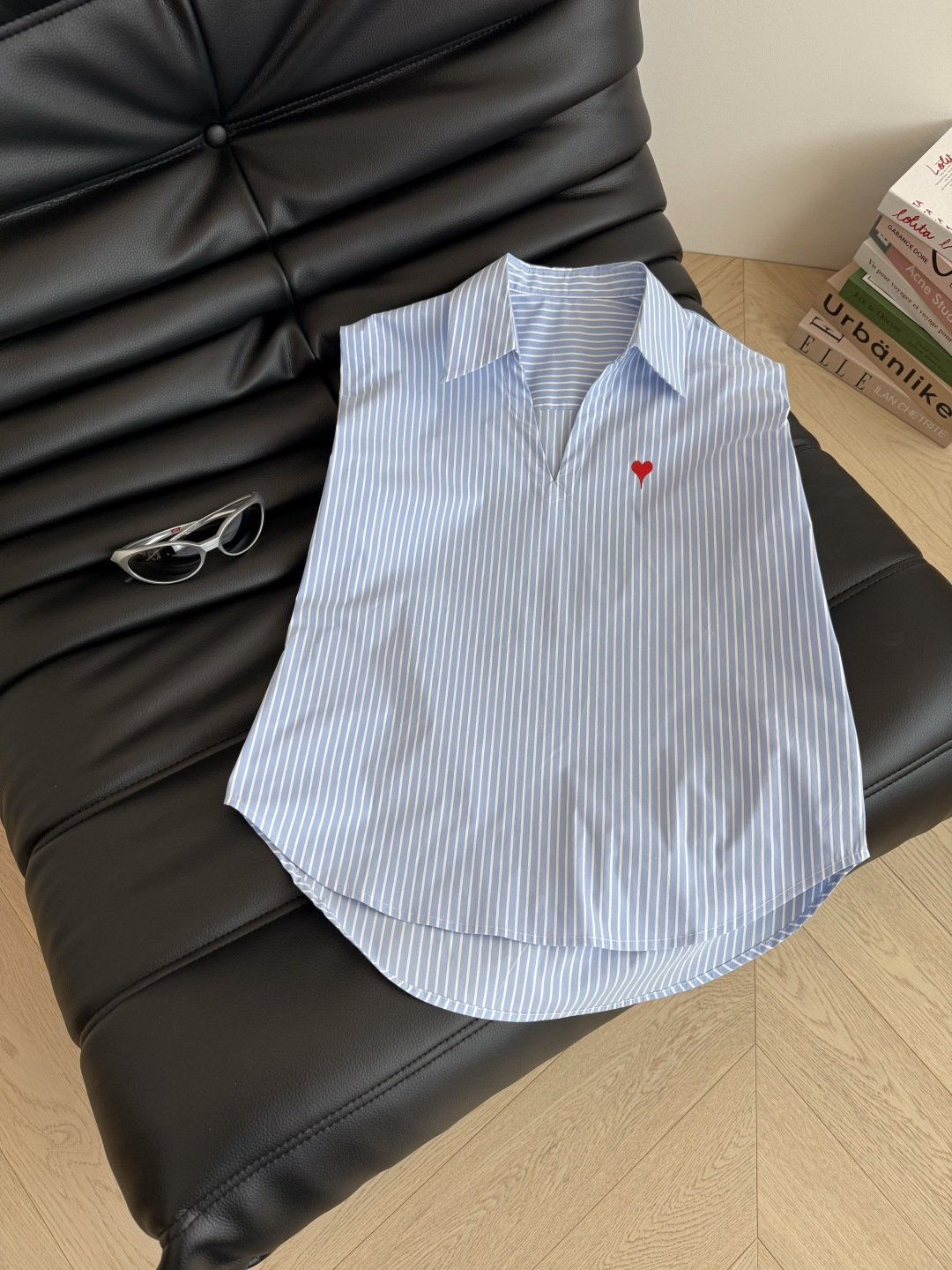 Stylish Red Peach Heart Embroidered Shoulder Shirt with Wide Shoulder Line - 图片 7