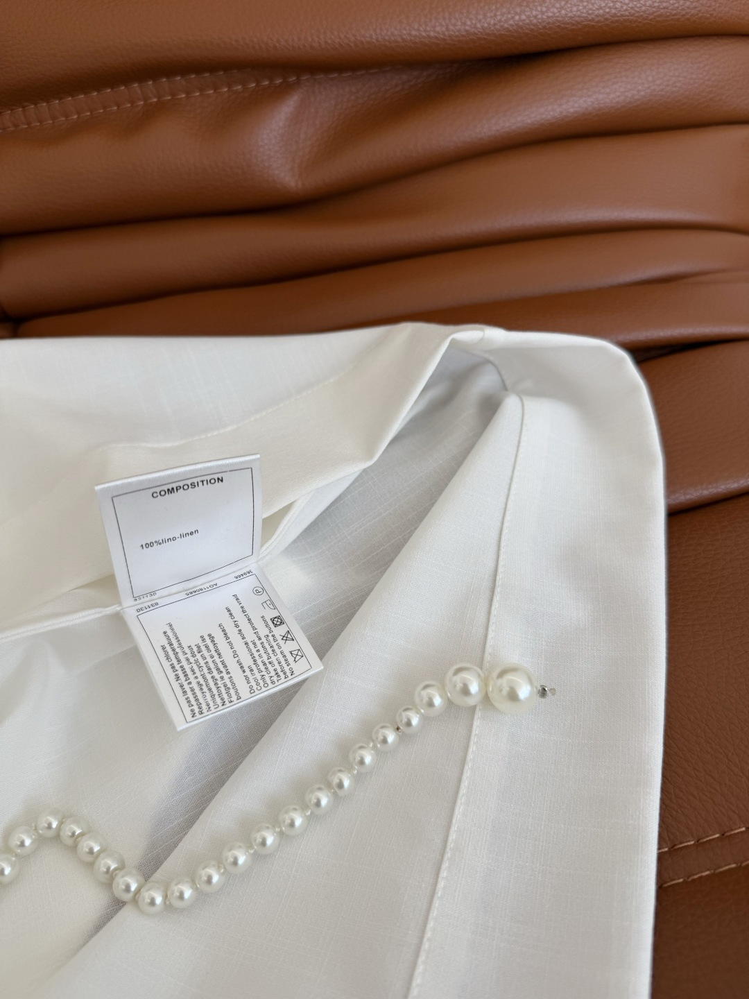 Fashion Profile: P736 – Elegant Woman with Parisian Style and Luxurious Details - 图片 8