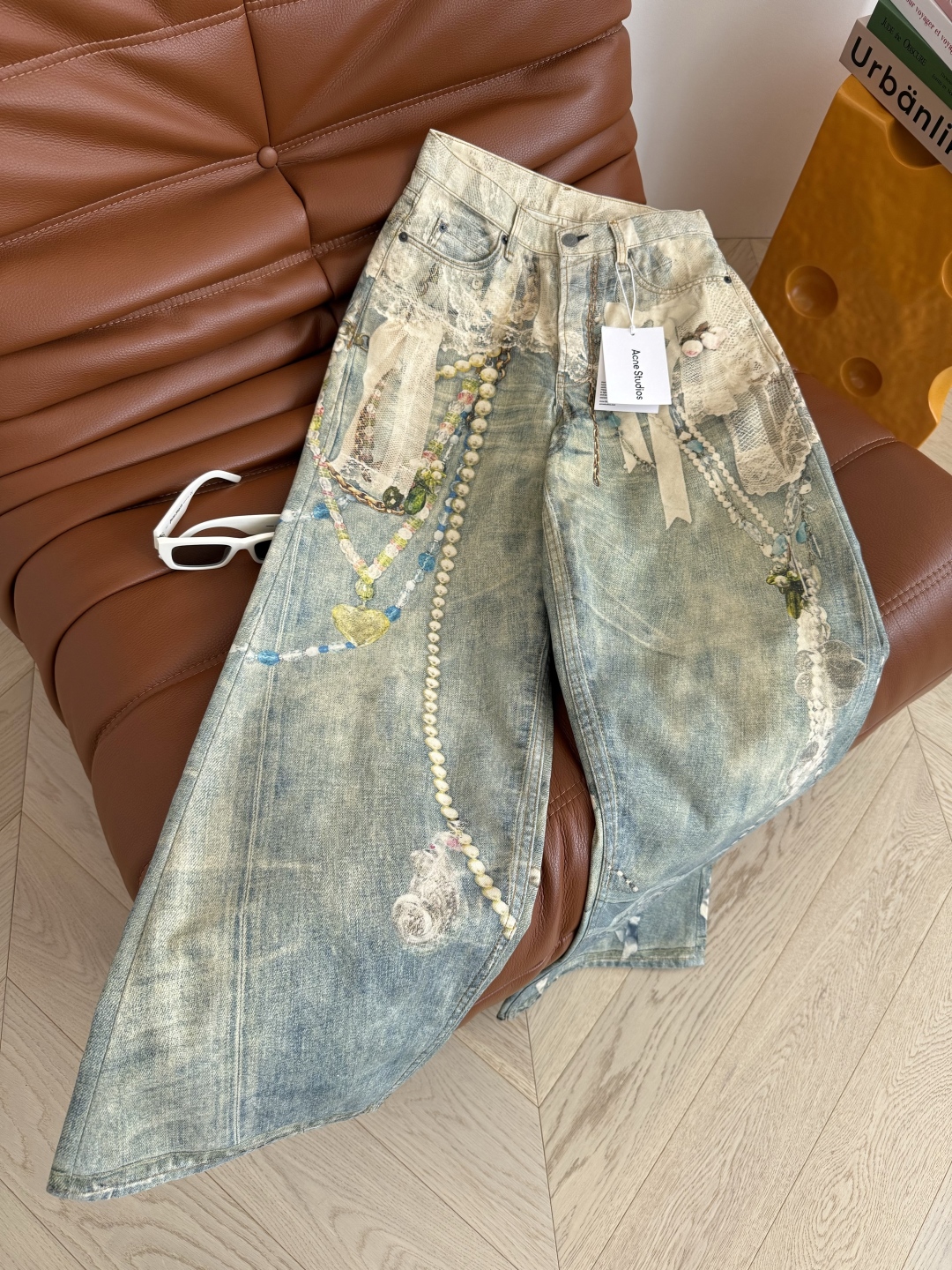 Stylish Lace Pearl Chain-Printed Jeans Collection with Sweet and Hipster Vibe