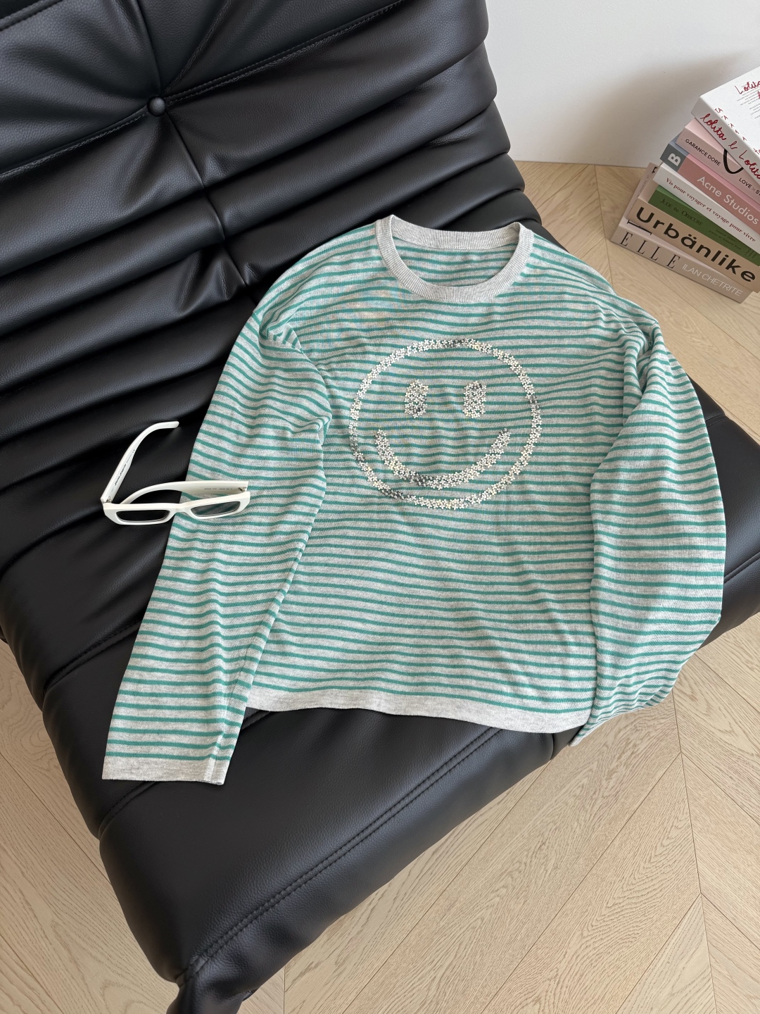 Elegant Women's Green & Gray Color Block Smile Face Long Sleeve Knit Top 2 cmp i1753526351617 9148 0 0