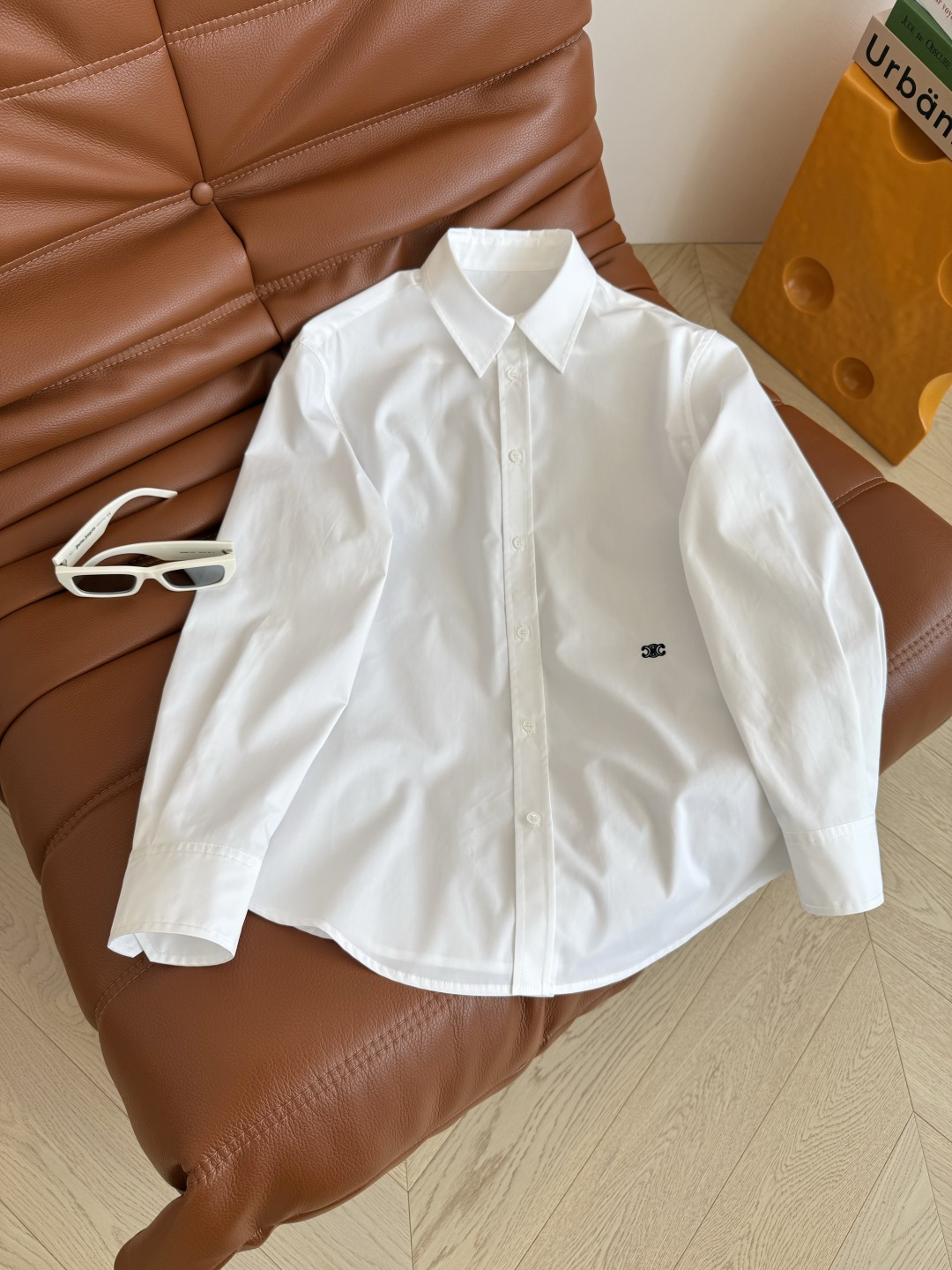 Elegant White Button-Down Shirt with Embroidered Logo, Korean Style, Perfect for Autumn 2 cmp i1753526514916 2915 0 0