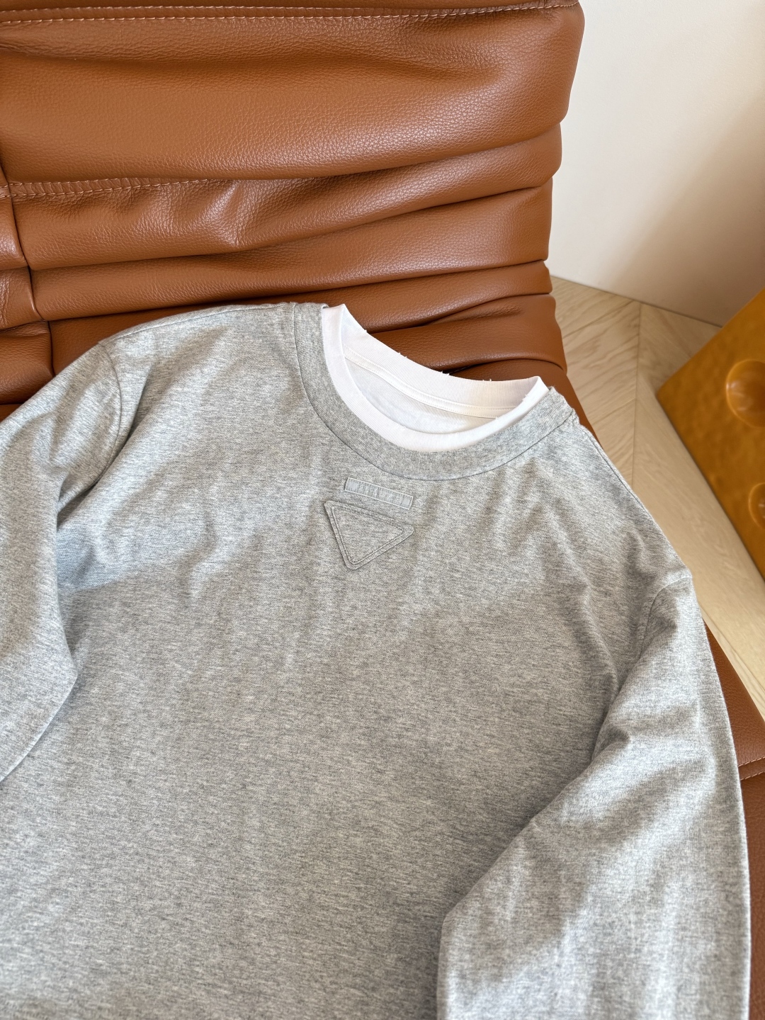 Color Block Long Sleeve T-Shirt with Mock Layered Design 5 cmp i1754129101311 9683 0 3