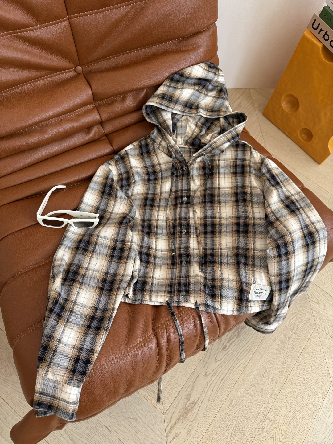 1996 Retro Suit Collection: Coat, Pair, Hat, Jacket, Shorts, Stylish Design - 图片 2