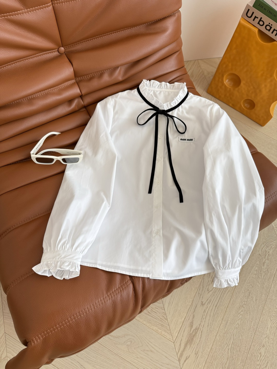 精致优雅 25FW🆕🆕丝绒系带蝴蝶结衬衫 自带法式复古感 一股中世纪的优雅气息 绝对是一件抬气质的单品 