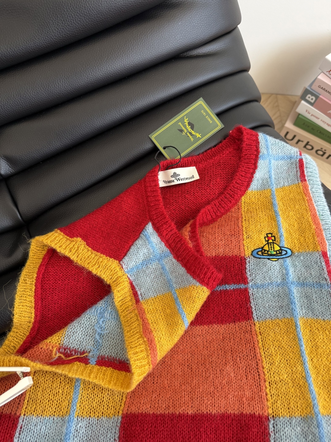 Vivienne Westwood Wool Vest with Embroidered Saturn Logo 6 cmp i1755774635433 6705 0 4