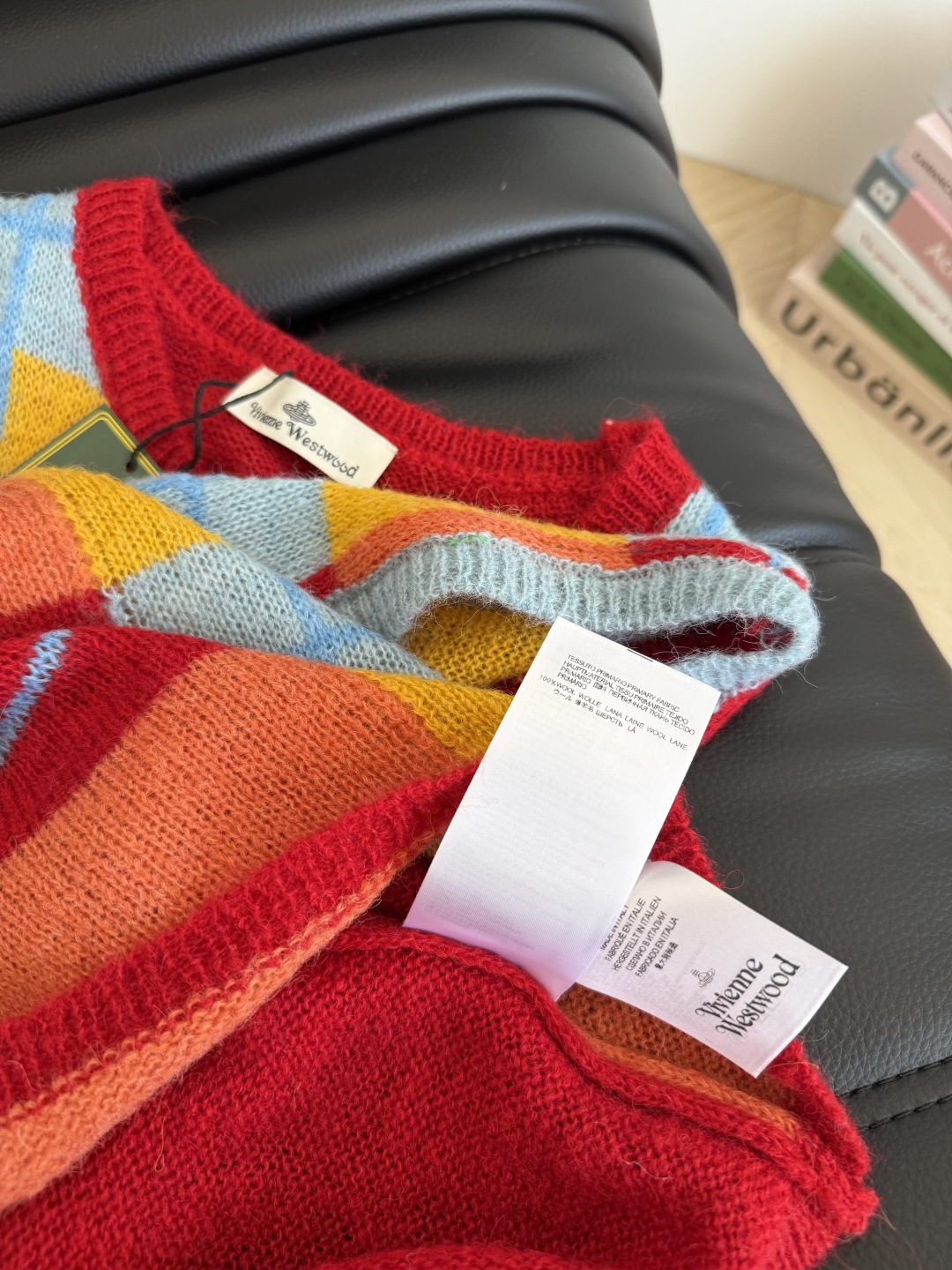 Vivienne Westwood Wool Vest with Embroidered Saturn Logo 9 cmp i1755774637286 6931 0 6