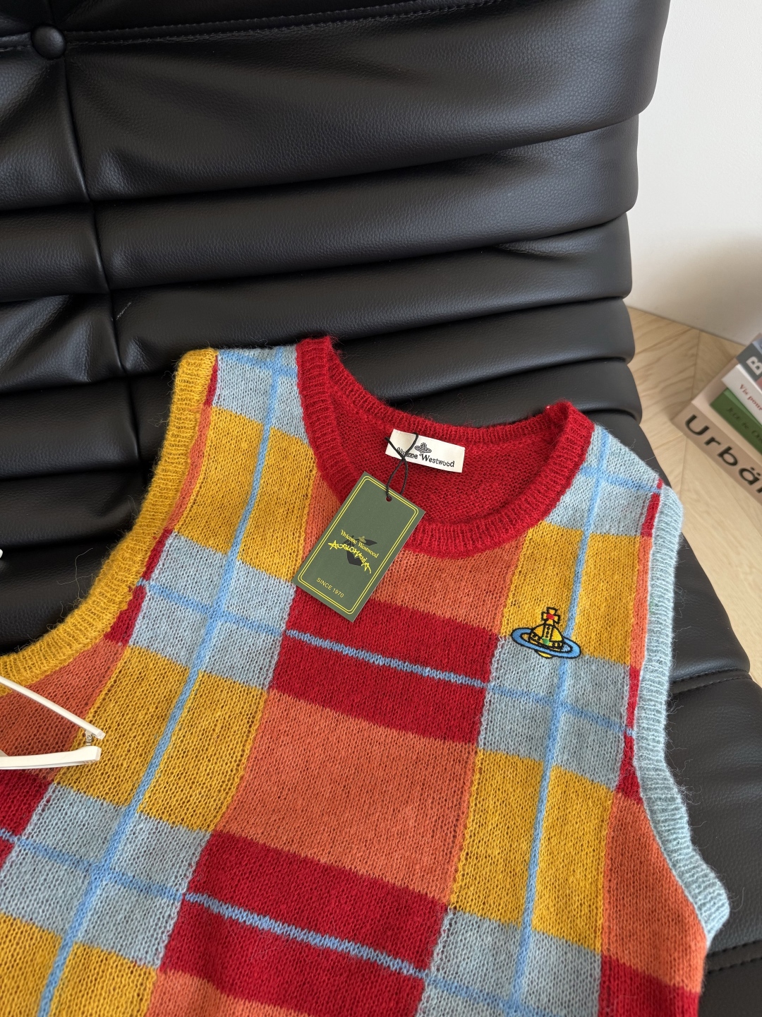 Vivienne Westwood Wool Vest with Embroidered Saturn Logo 4 cmp i1755774638860 9376 0 2