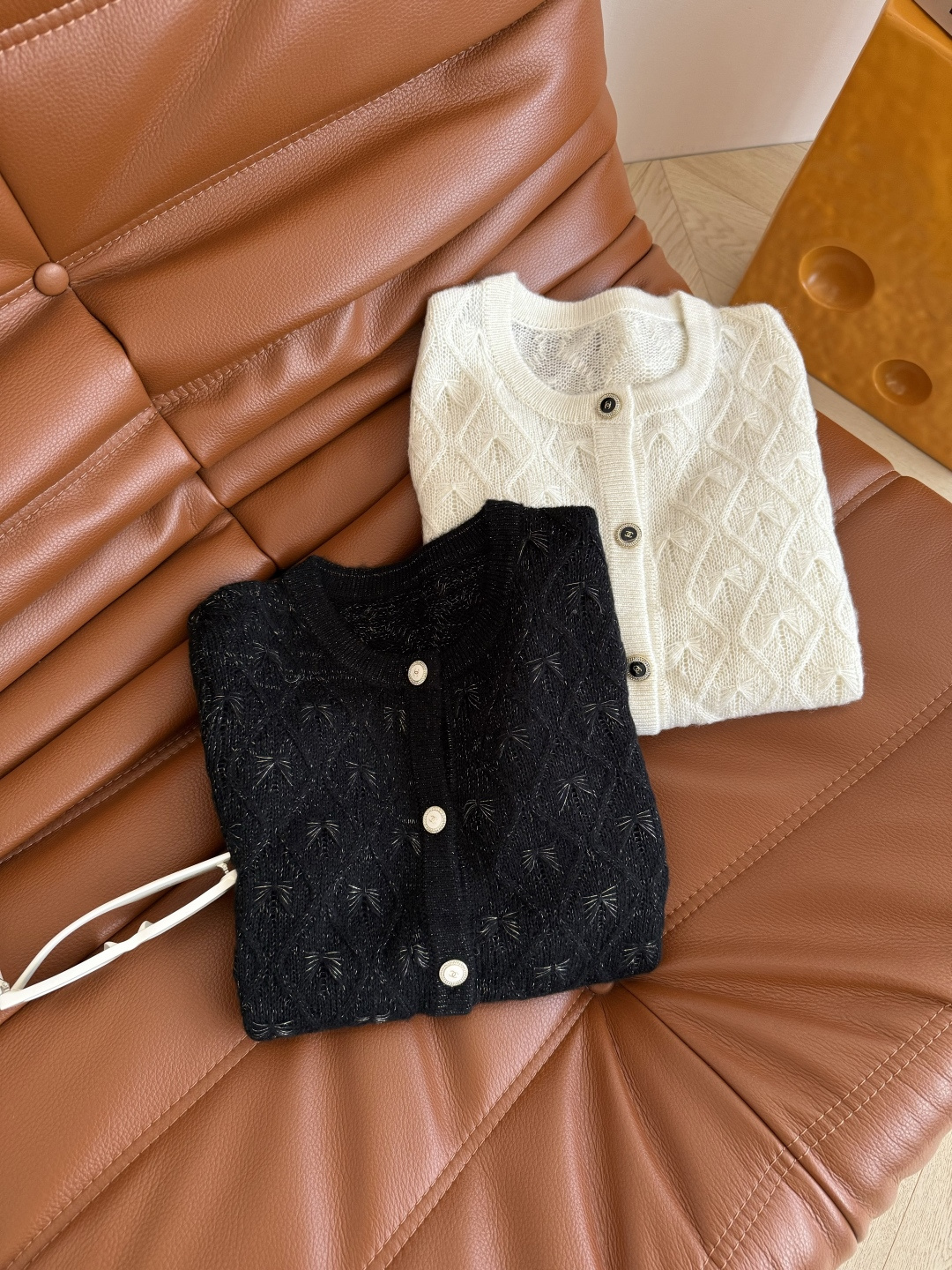 精致感小开衫 25秋冬 人间富贵～菱格小香风开衫 特别实穿的一件 单穿或者打底叠穿皆可 也可以搭配同系列