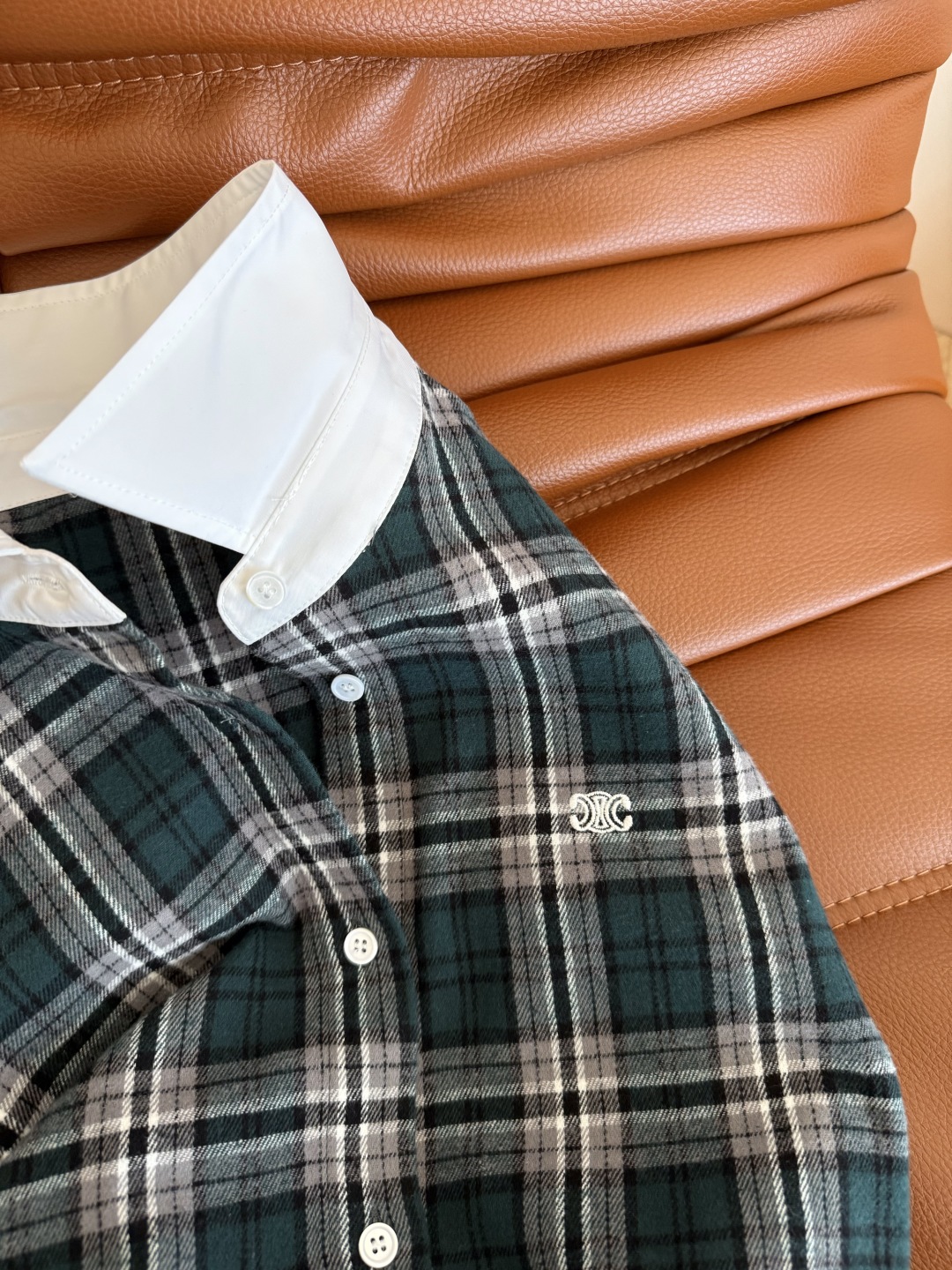 Women's Vintage Plaid Drawstring Shirt with Contrasting Collar and Cuffs 7 cmp i1756548443941 262 0 5