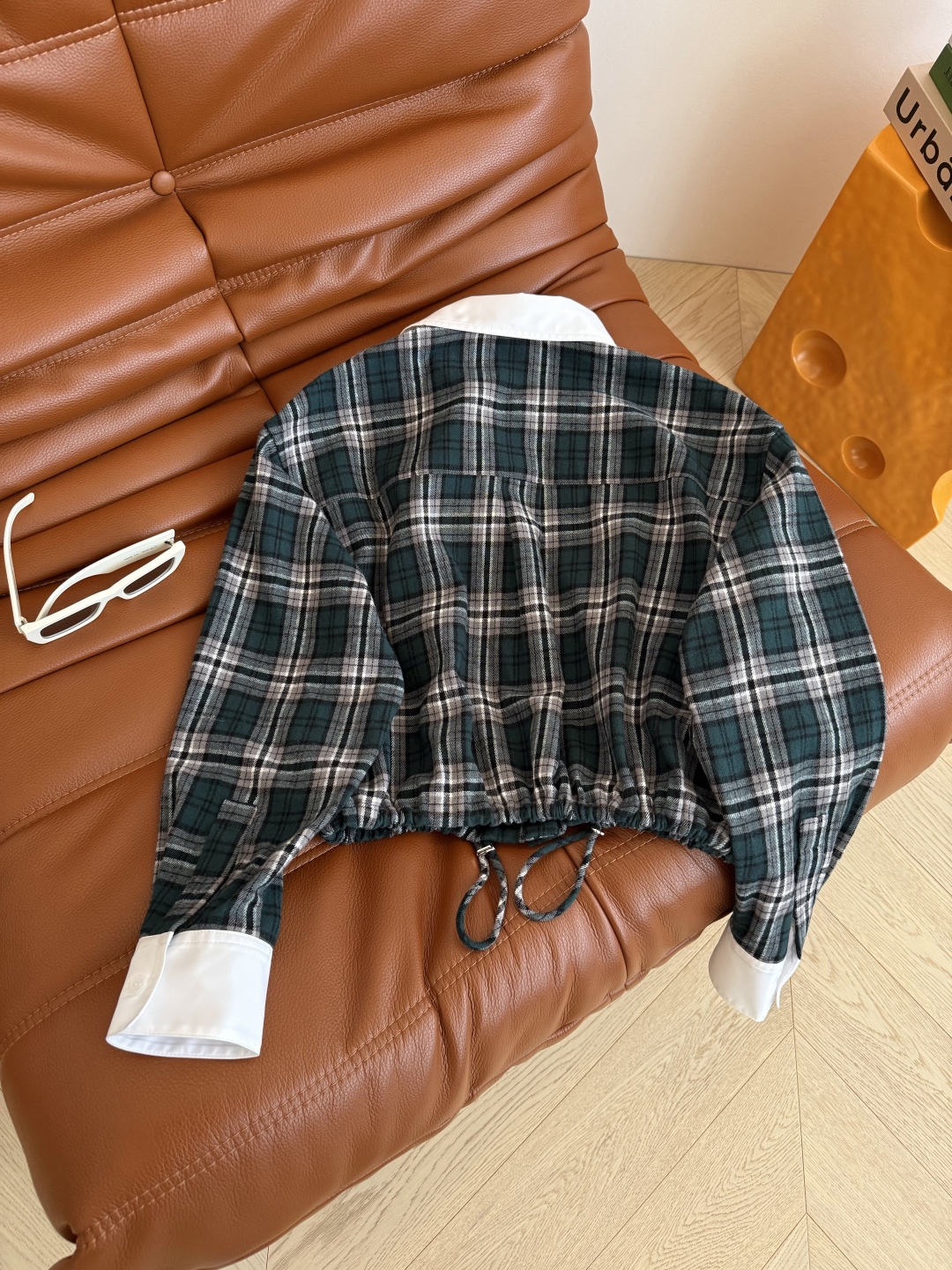 Women's Vintage Plaid Drawstring Shirt with Contrasting Collar and Cuffs 10 cmp i1756548450029 129 0 8