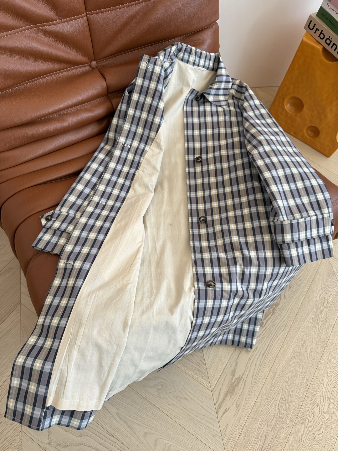 Stylish Plaid Trench Coat: Parisian Chic, Effortless Style, and Comfortable Fit 8 cmp i1757673563644 921 0 6