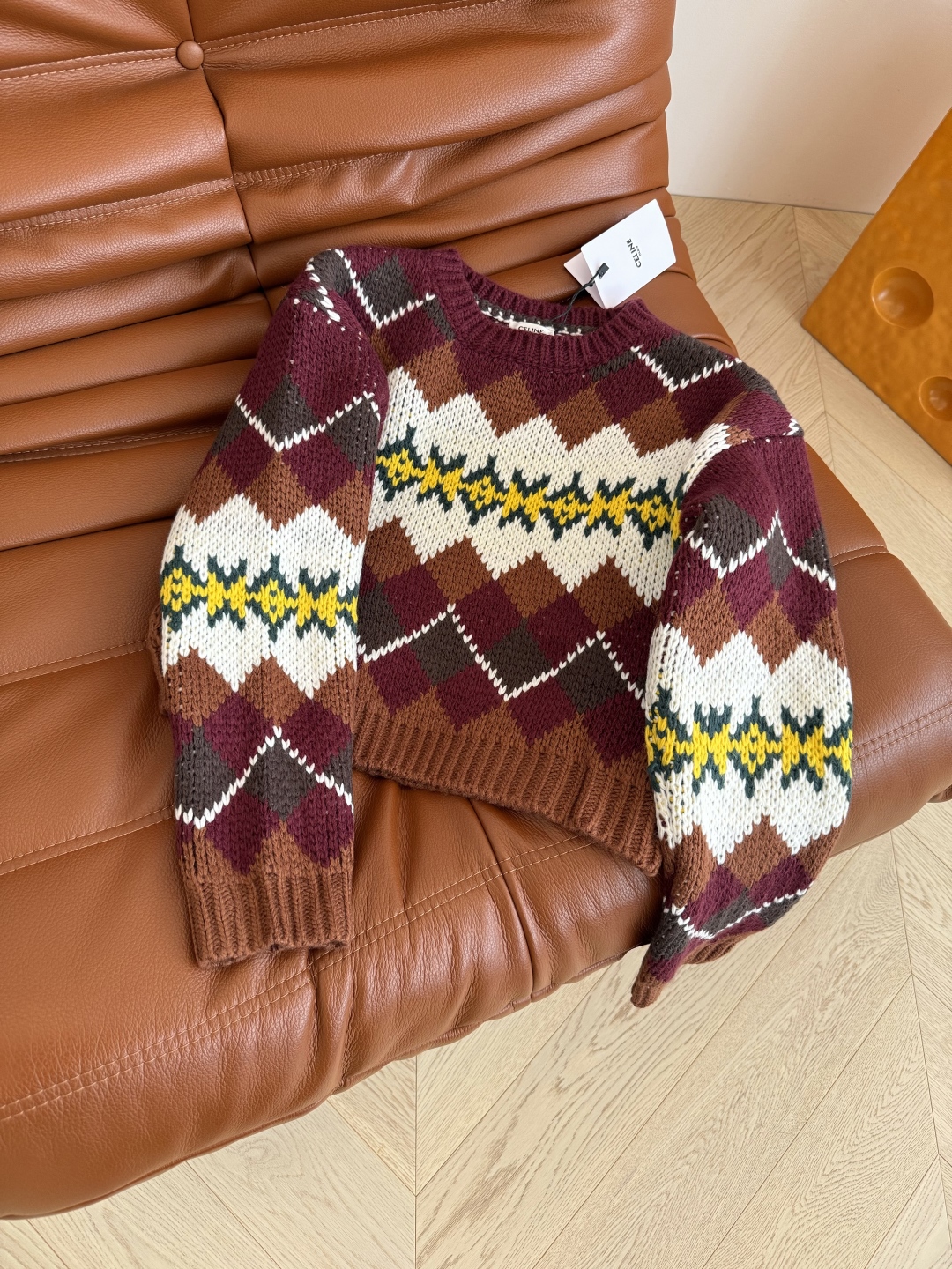 Vintage Pattern Crew Neck Sweater, Retro British Style Knitwear, Short Top 5 cmp i1757673735857 6591 0 3
