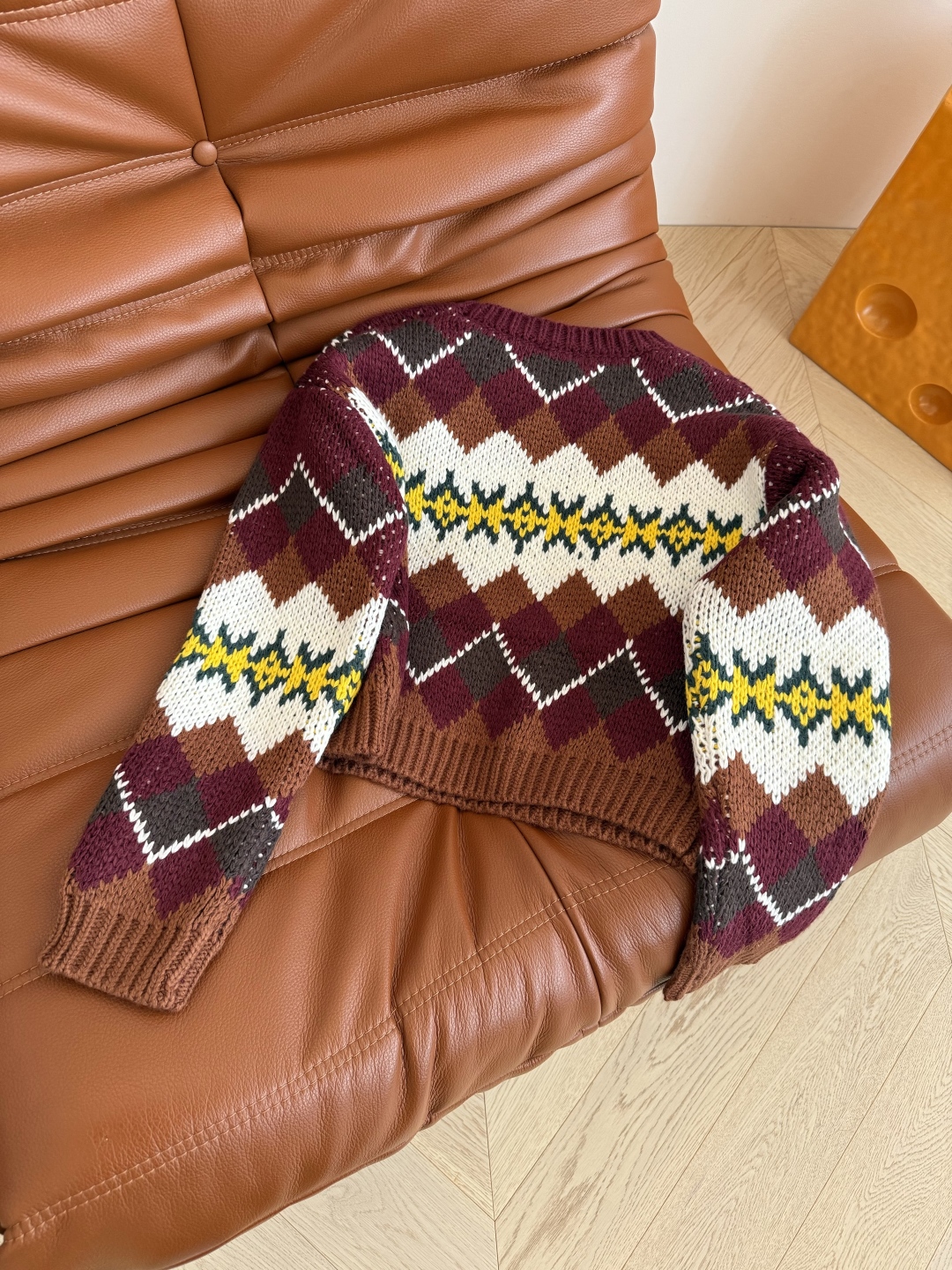 Vintage Pattern Crew Neck Sweater, Retro British Style Knitwear, Short Top 10 cmp i1757673735981 3158 0 8