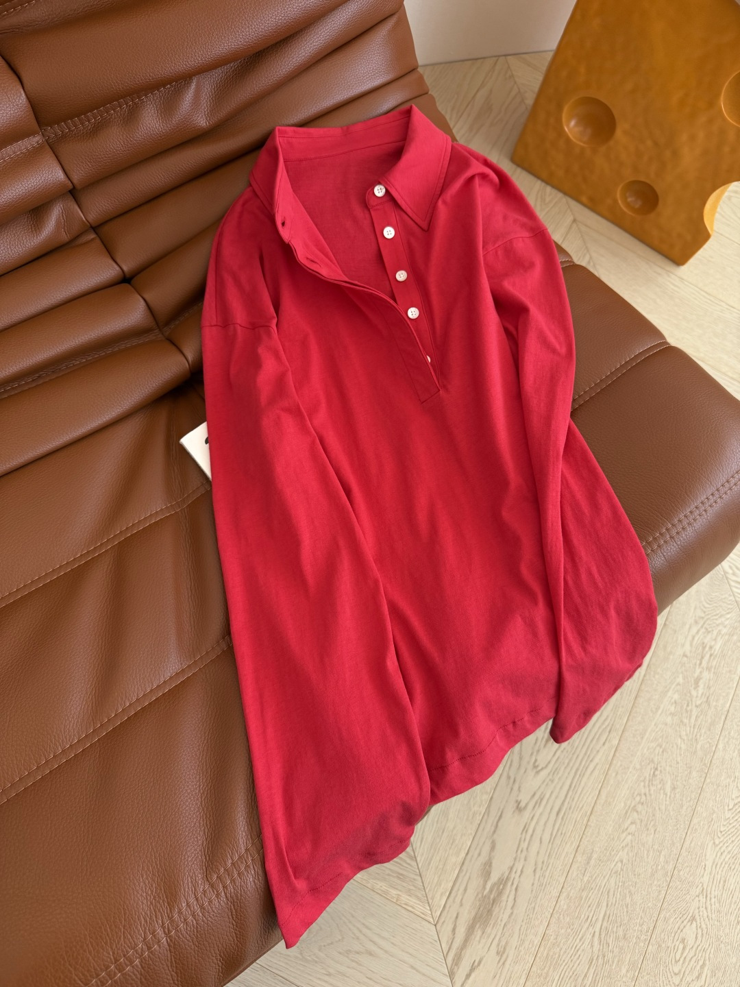 叠穿神器 25新款 Row风极简设计红色Polo T恤 row红真的很好看 显白又复古 Polo设计小白