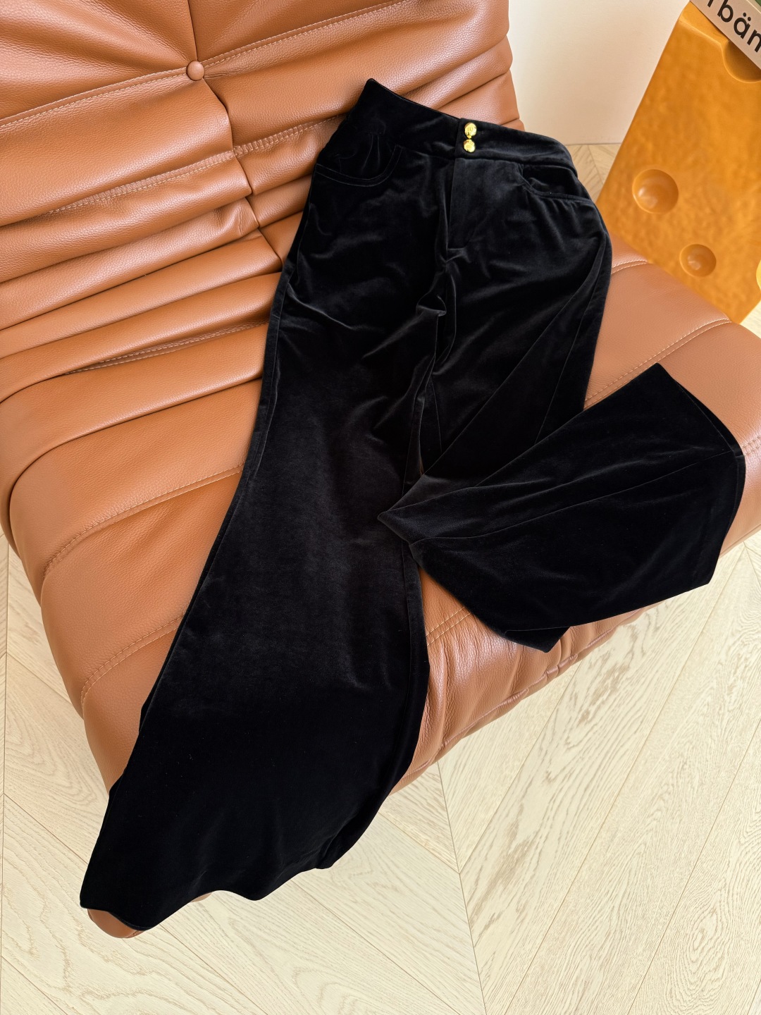 Women's High-Waisted Velvet Flare Pants - Elegant Two-Button Design 5 cmp i1757933452480 7929 0 3
