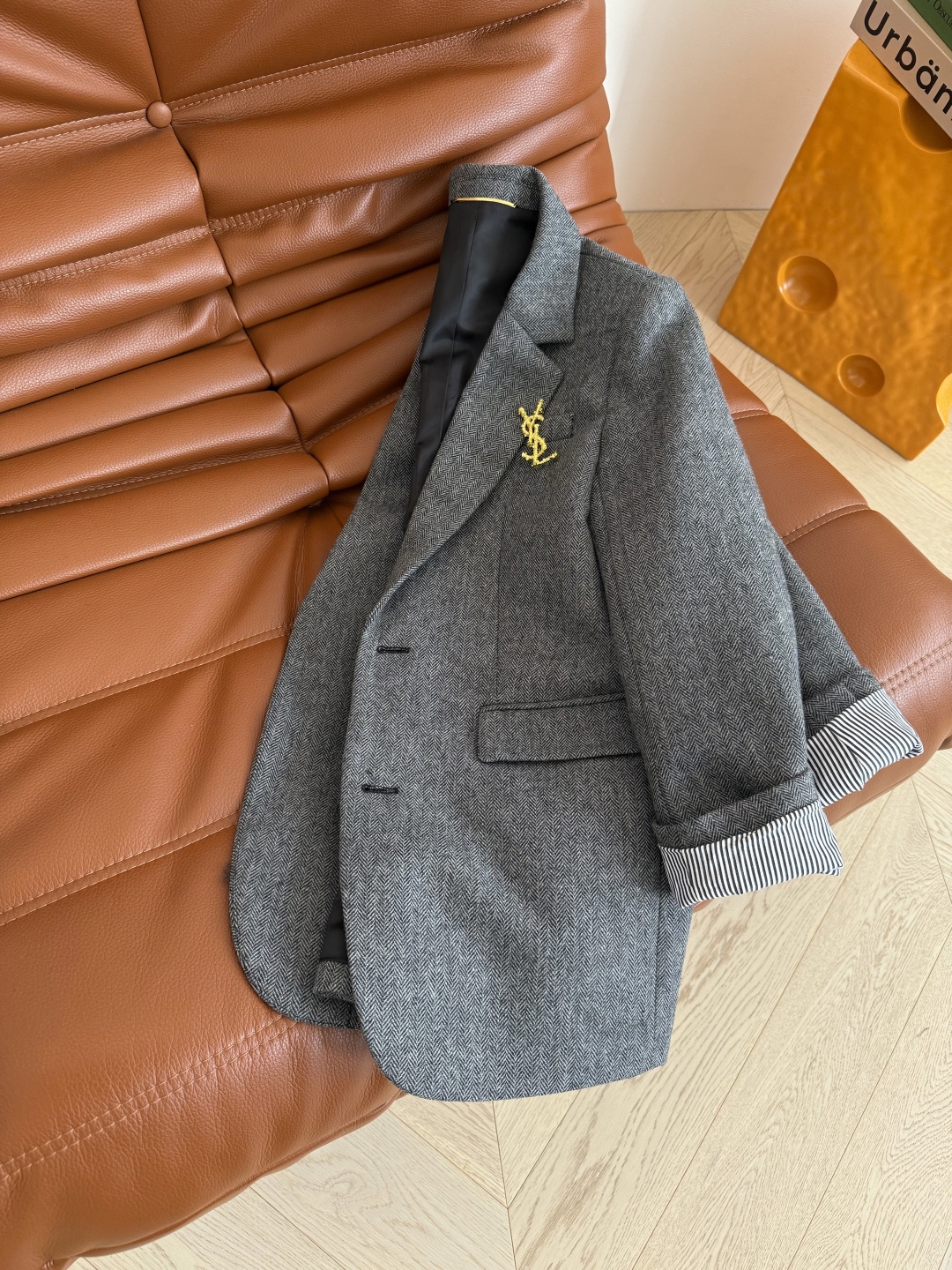 SLP Herringbone Wool Blazer with Detachable Brooch - Stylish & Versatile 7 cmp i1758013830762 9700 0 8