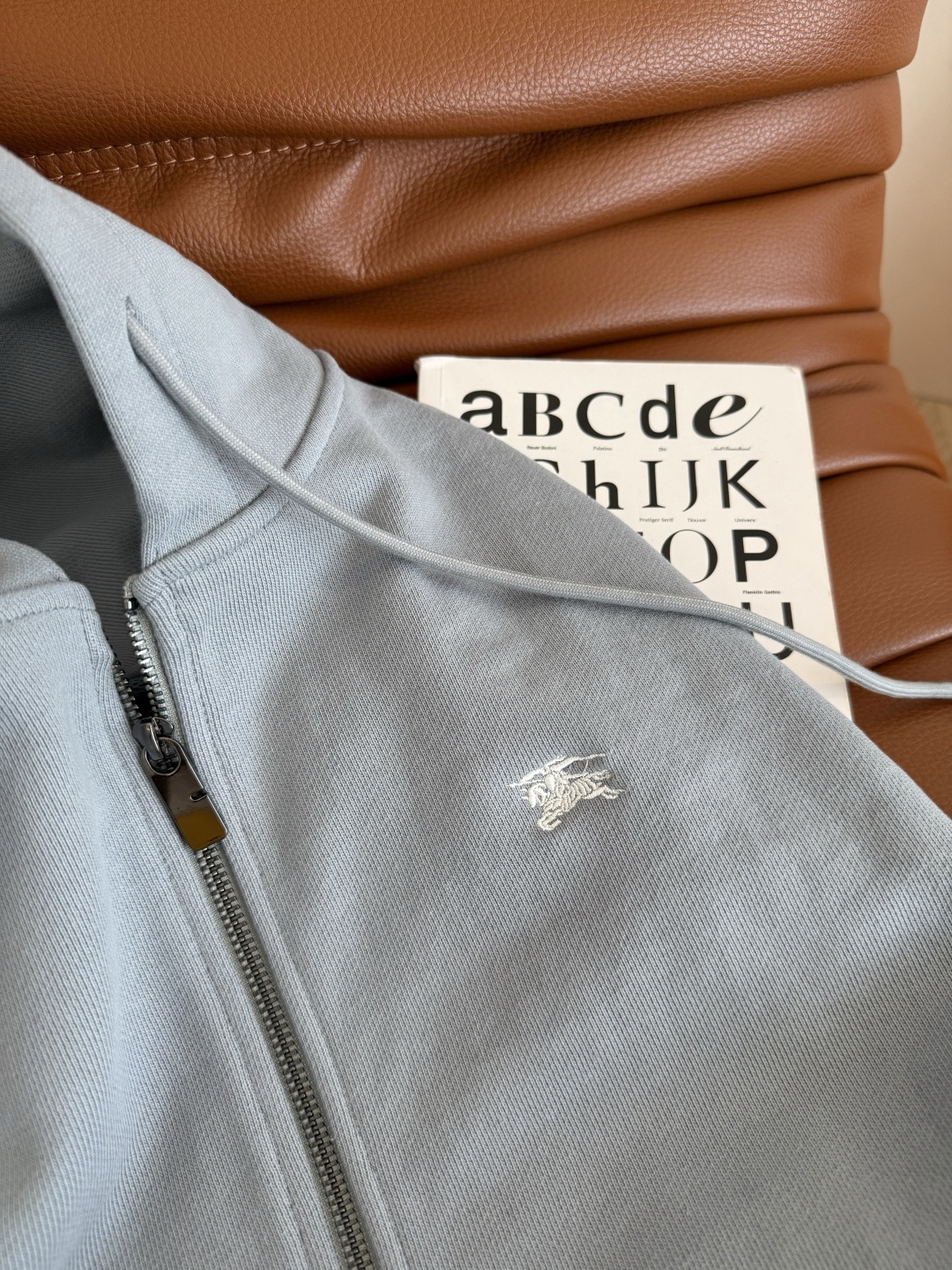 Burberry Women's Blue Zip-Up Hoodie with War Horse Logo 7 cmp i1758018365917 3734 0 5